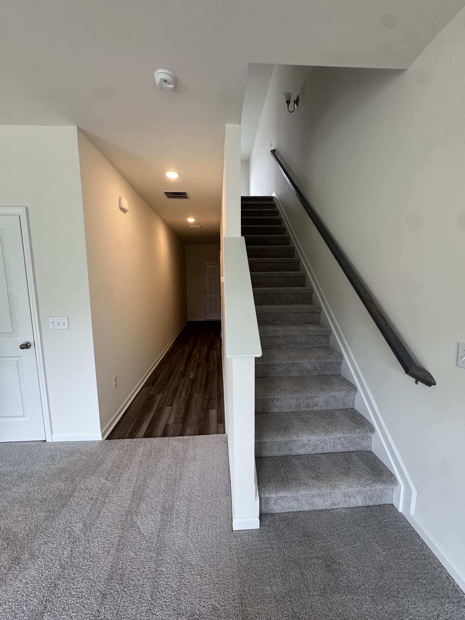 181 Snowdrop Ave Property Photo 7