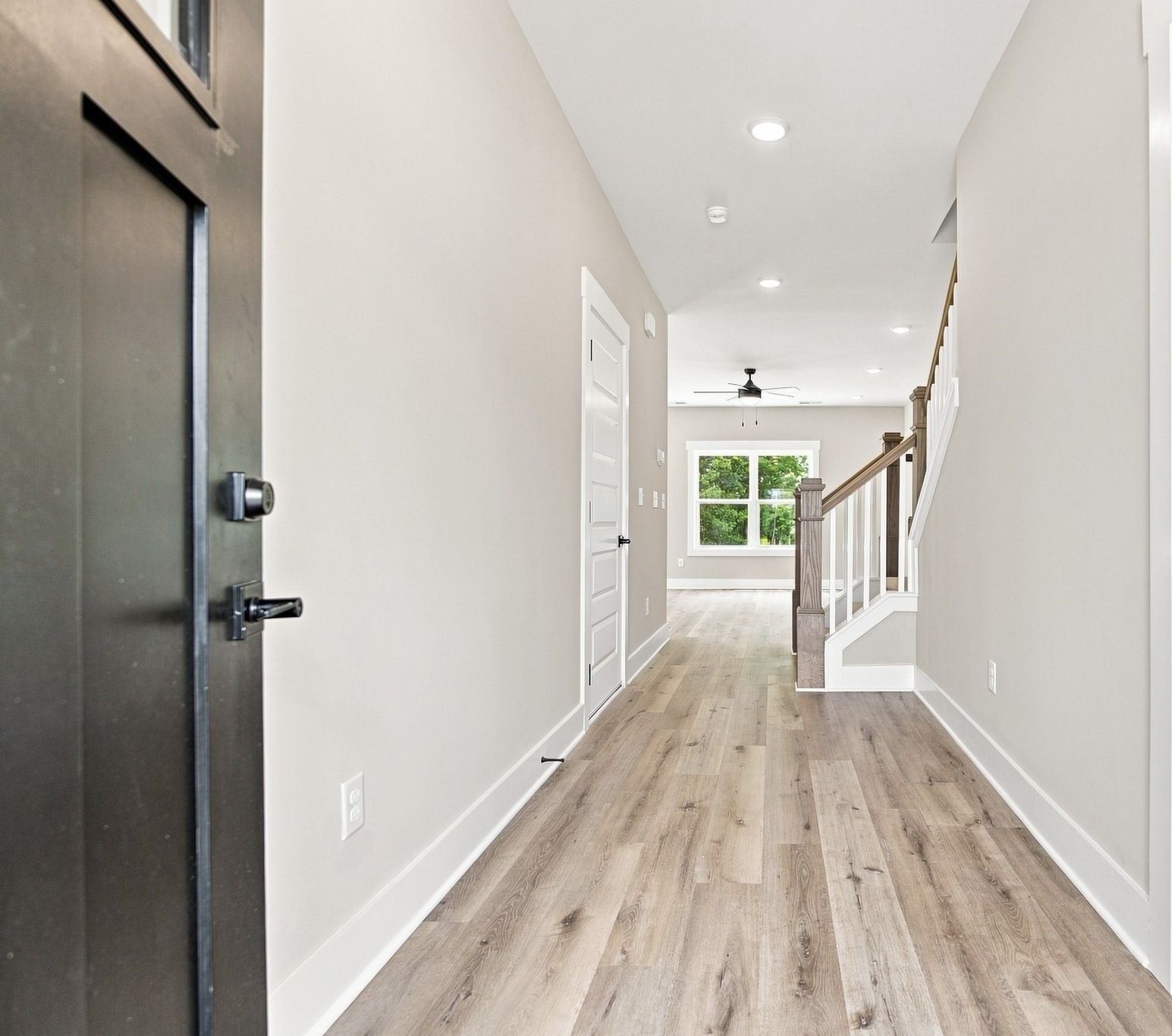 2869 Ferrells Branch Rd Property Photo 2