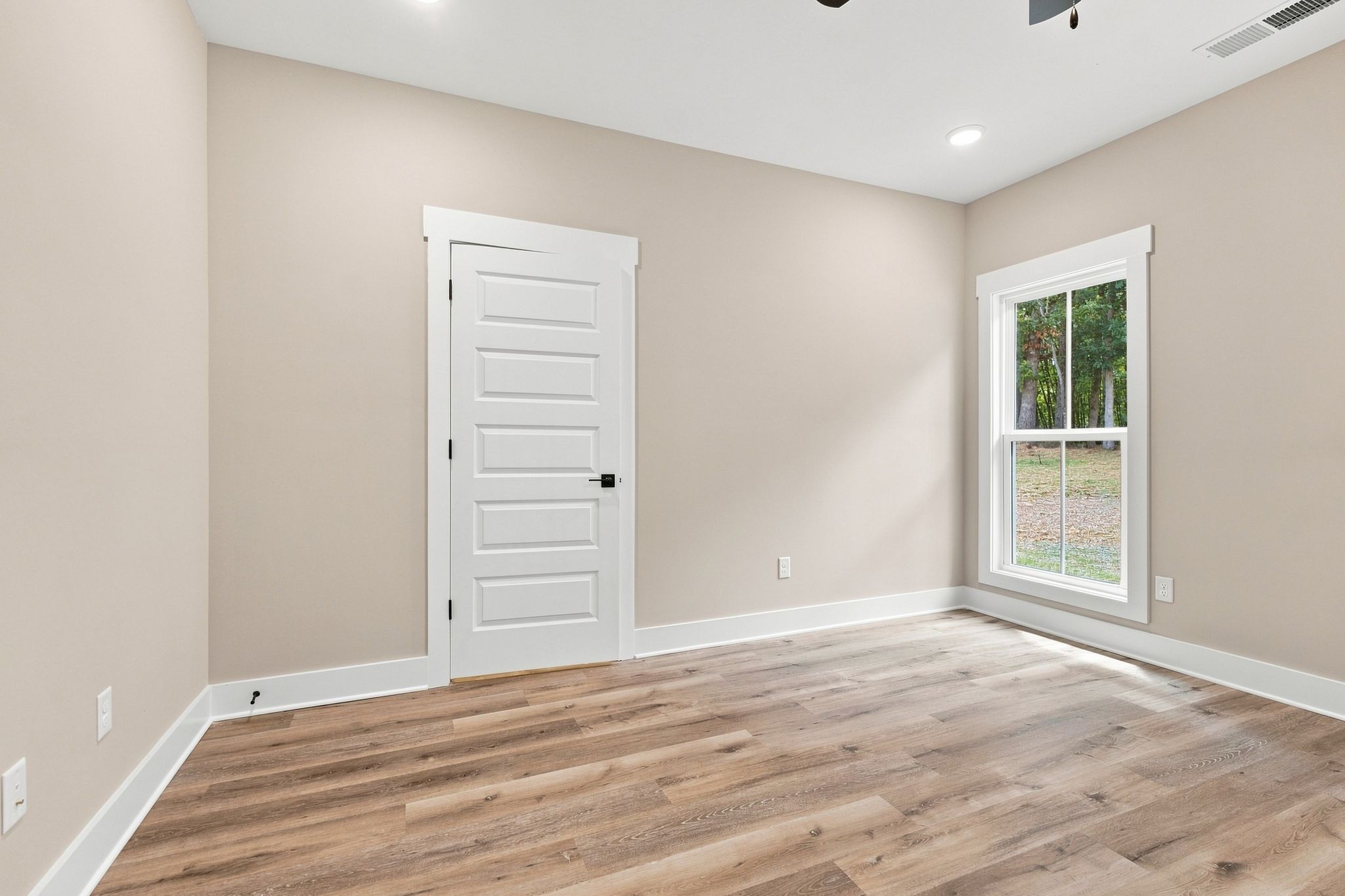 2891 Ferrells Branch Rd Property Photo 11