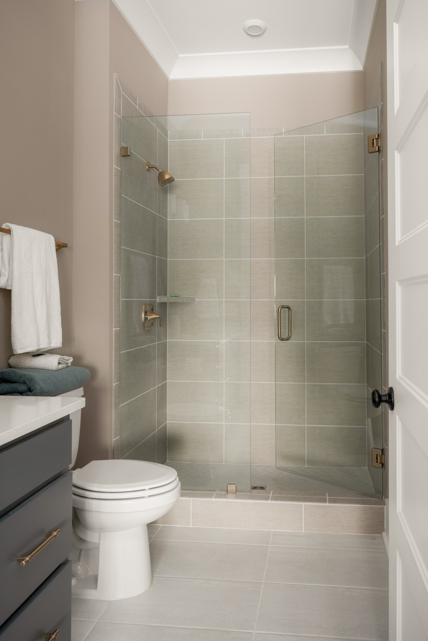 3392 Sarah Bee Ln Property Photo 15