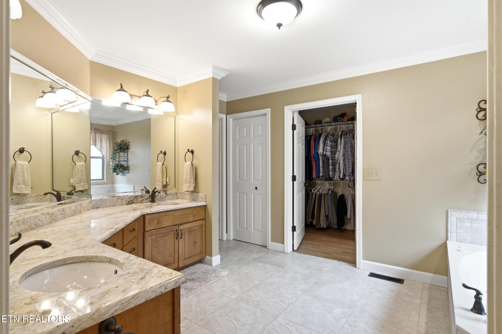 114 Oostanali Way Property Photo 18