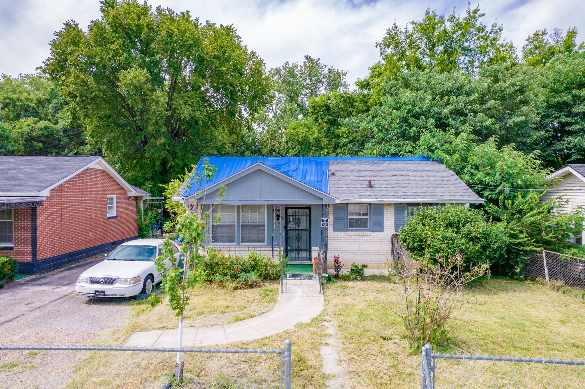 2510 Osage St Property Photo 5