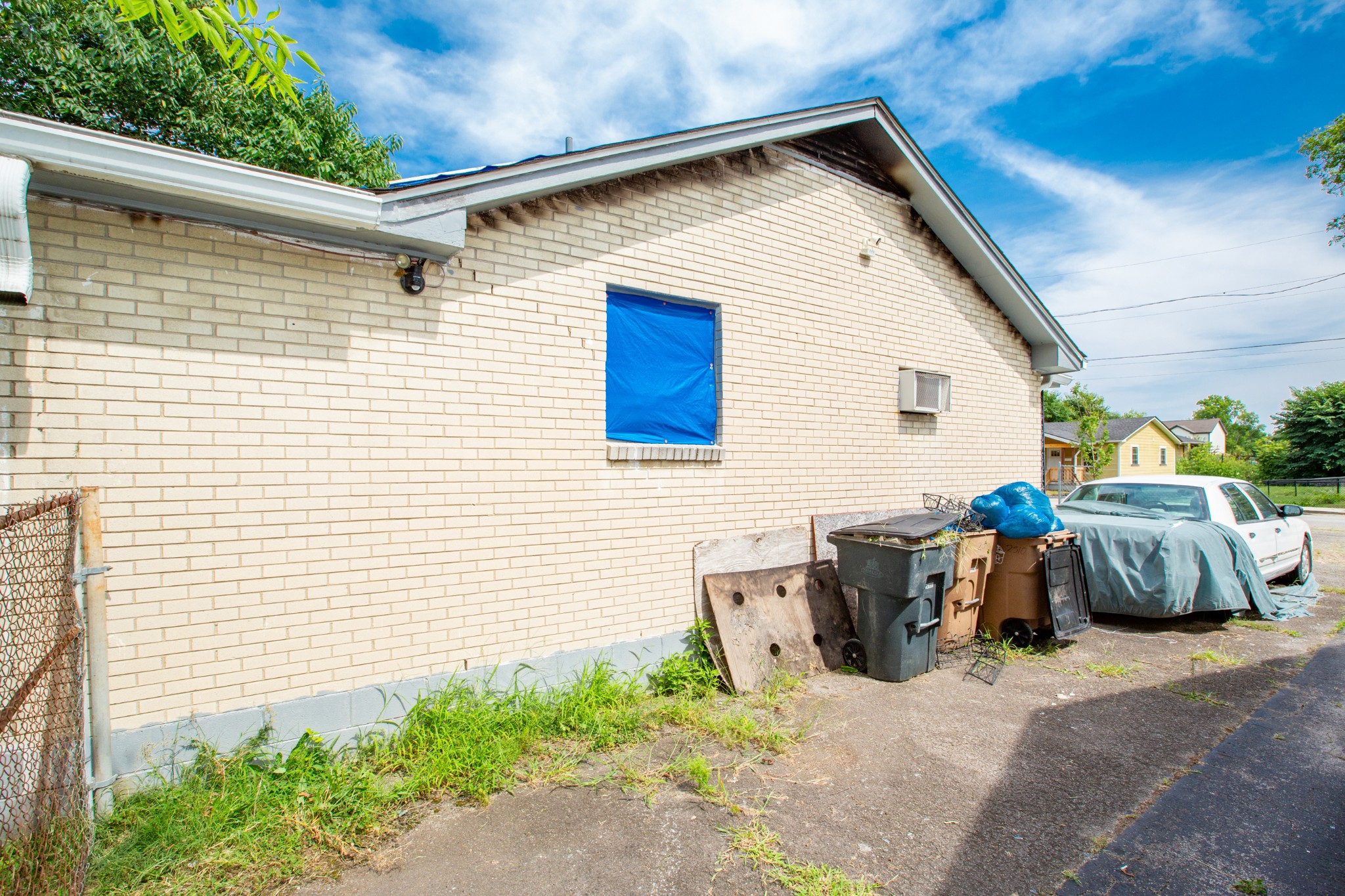 2510 Osage St Property Photo 7
