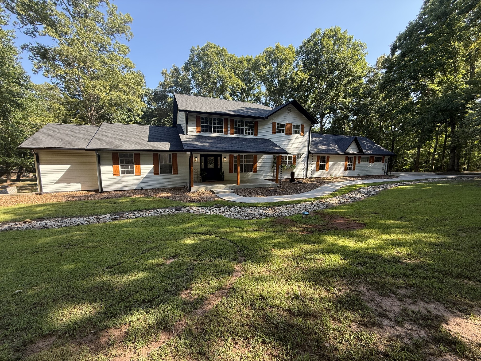 605 County Road 48 Property Photo 1