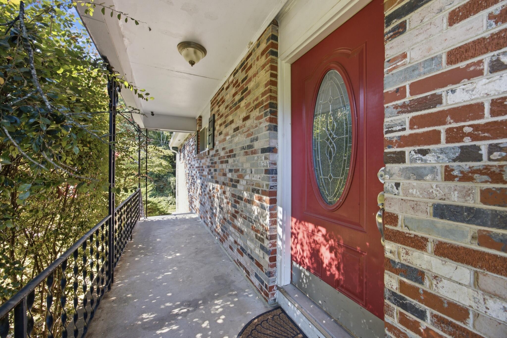 185 Diane Lane Property Photo 3