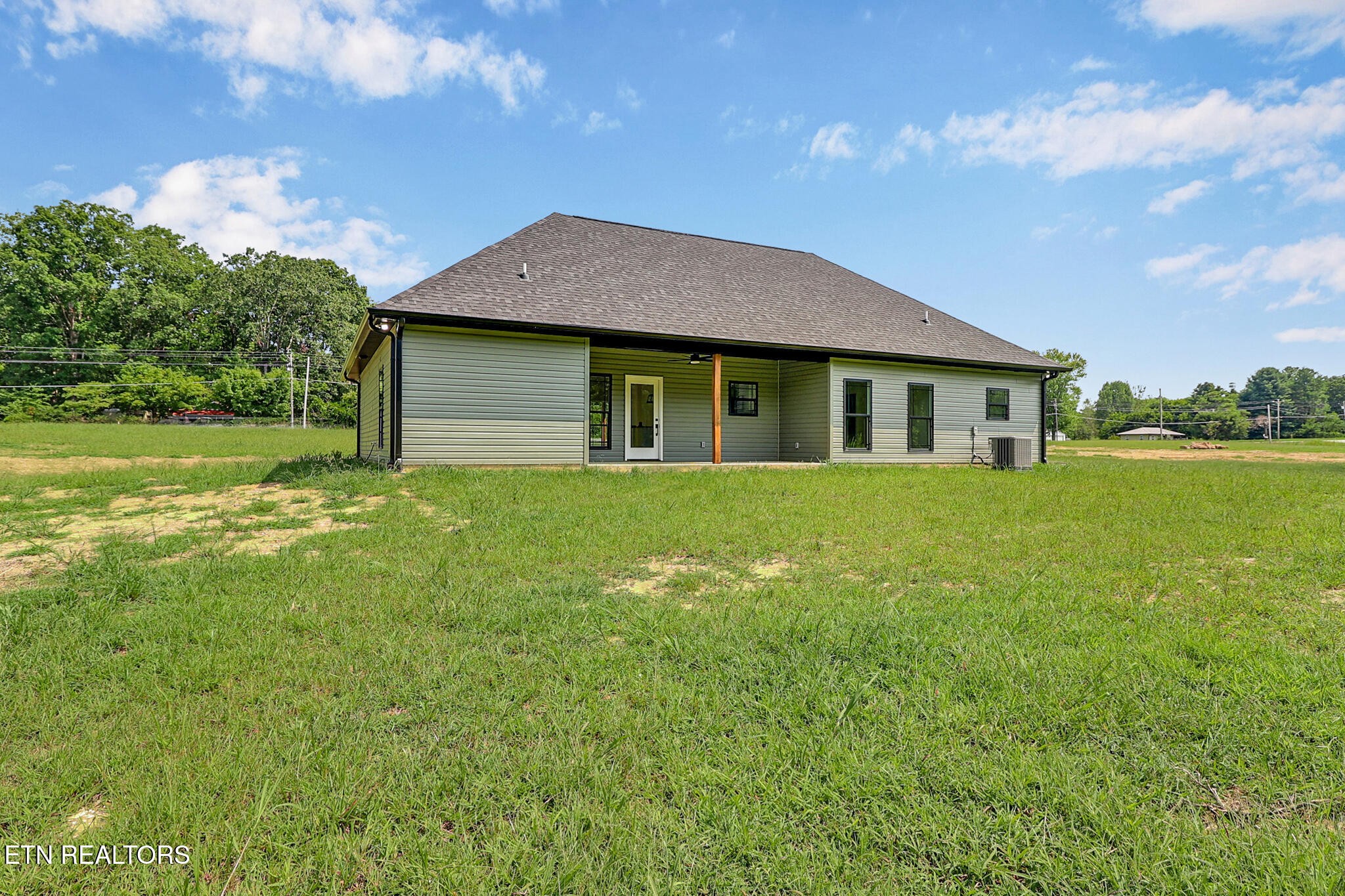1458 Taylor Place Rd Property Photo 33
