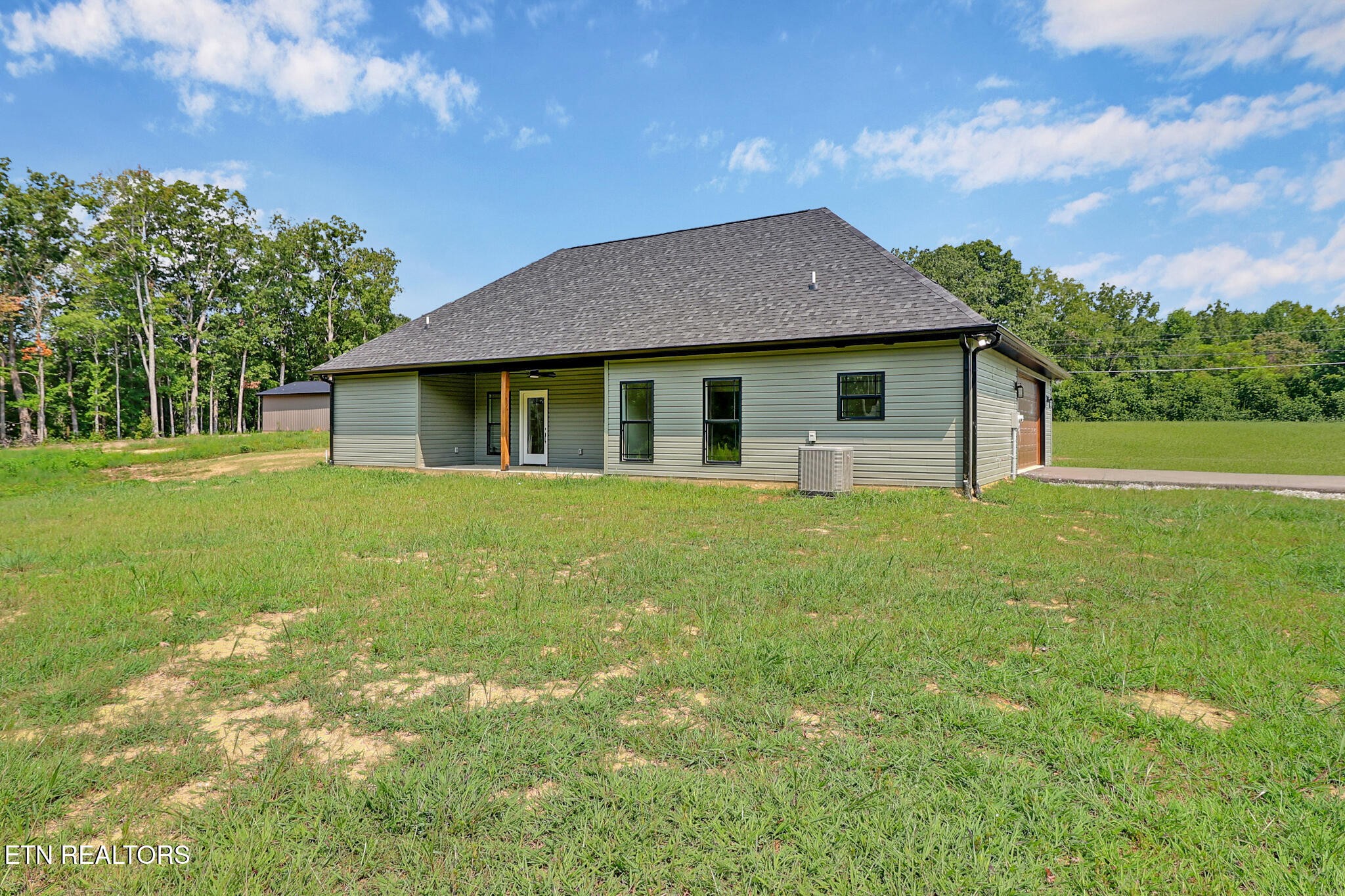 1458 Taylor Place Rd Property Photo 34