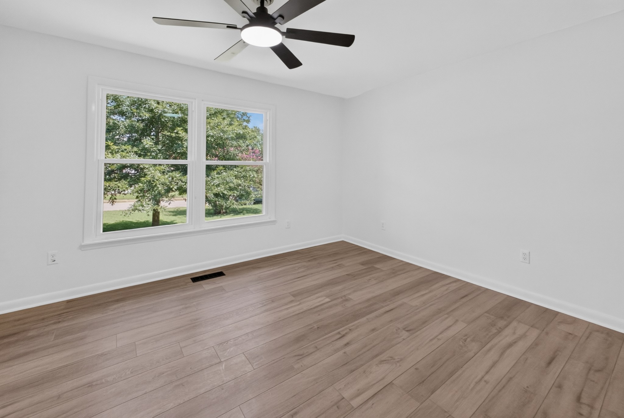 517 Wall St Property Photo 15
