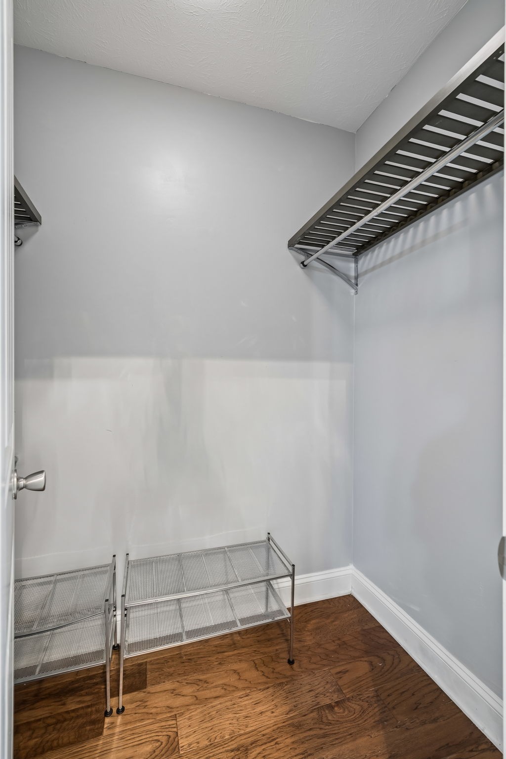 1082 N Mcmahan Dr Property Photo 38