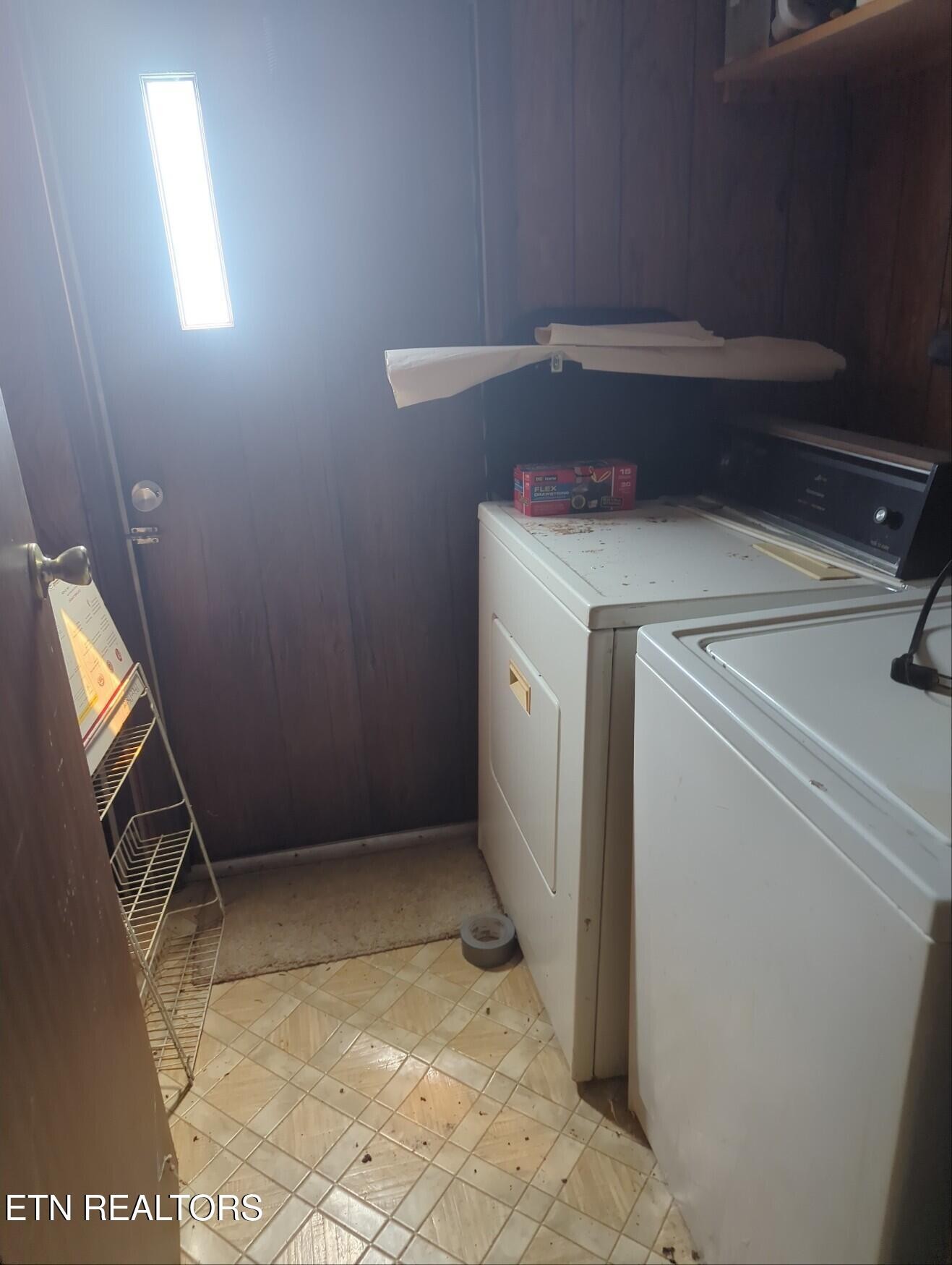 400 David Crockett Rd Property Photo 12