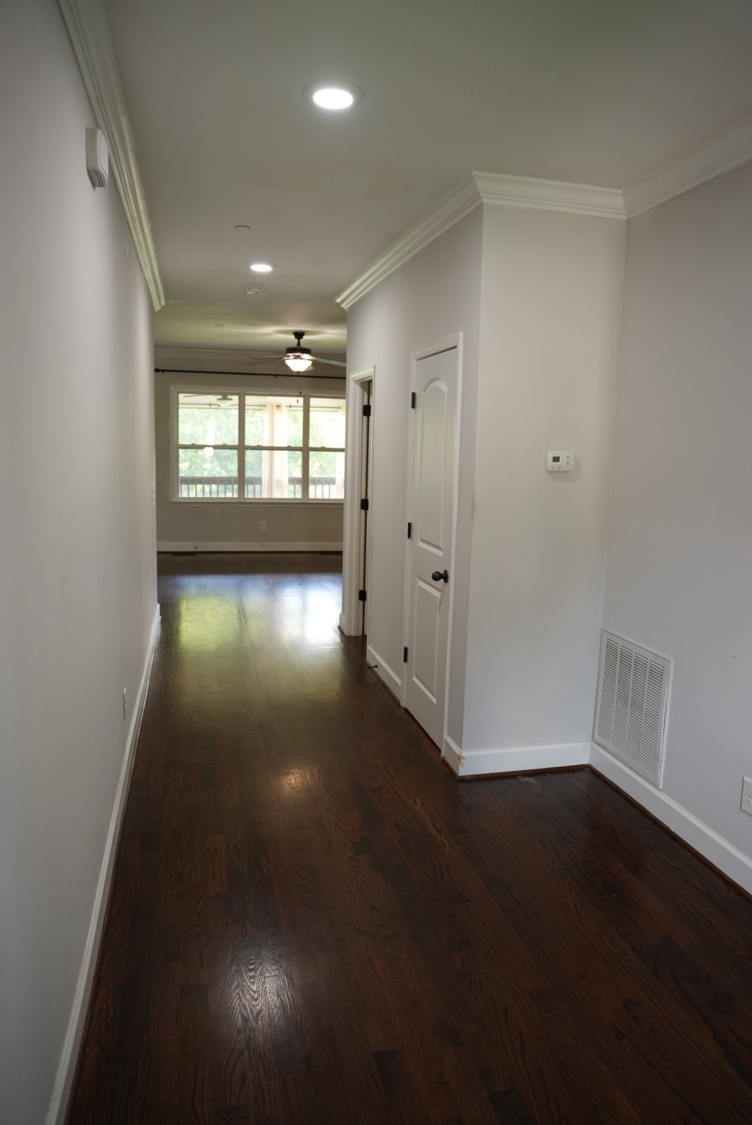 612 Nevins Pl Property Photo 10