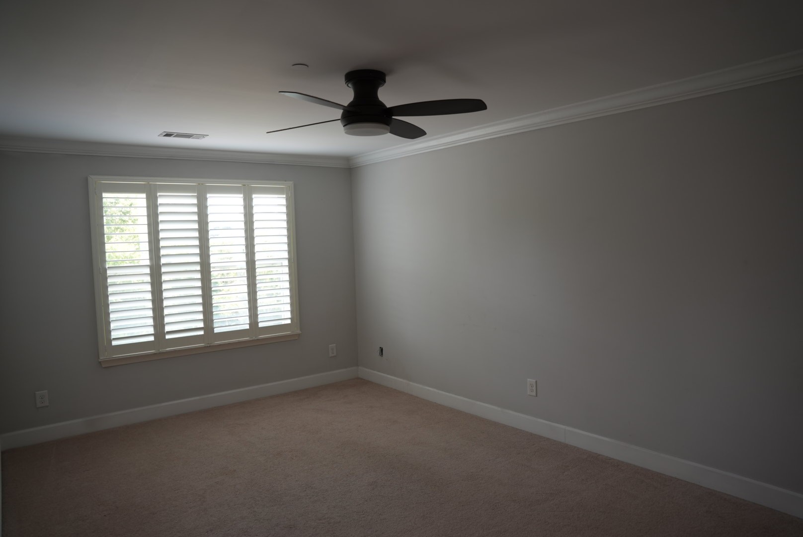 612 Nevins Pl Property Photo 16