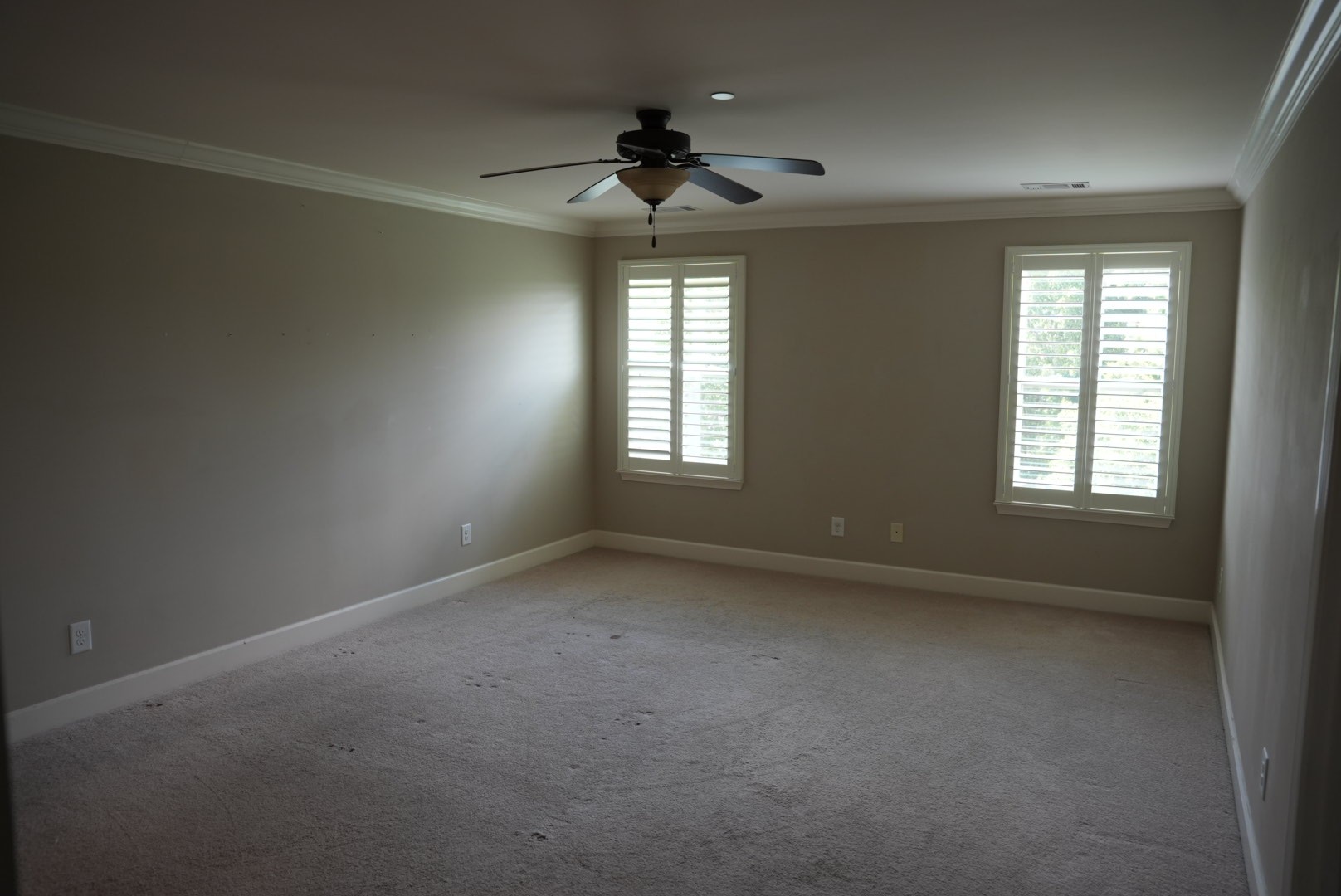 612 Nevins Pl Property Photo 17