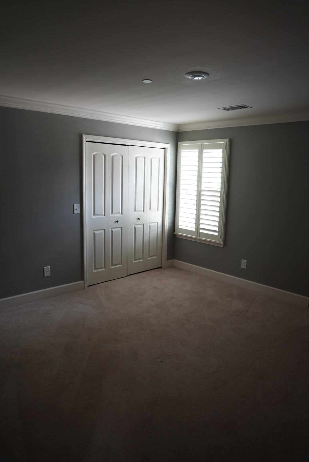 612 Nevins Pl Property Photo 22