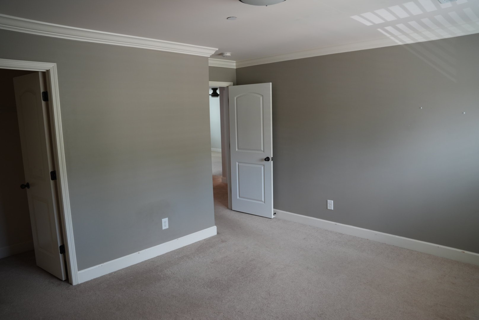 612 Nevins Pl Property Photo 24