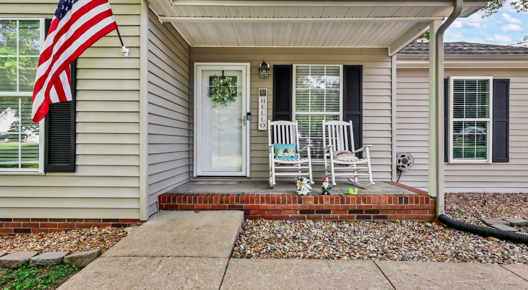 2830 Hinson Rd Property Photo 4
