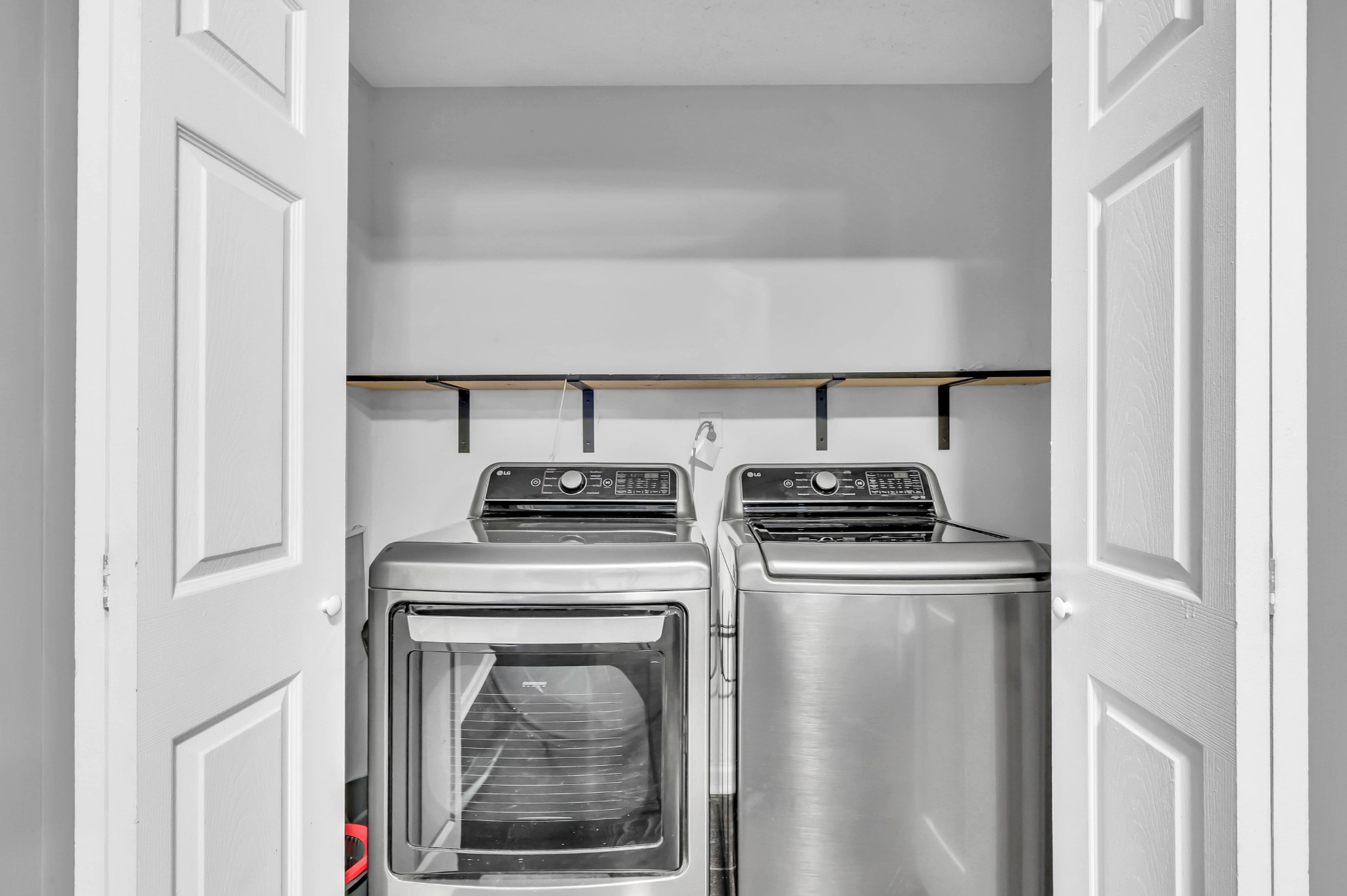 2830 Hinson Rd Property Photo 10