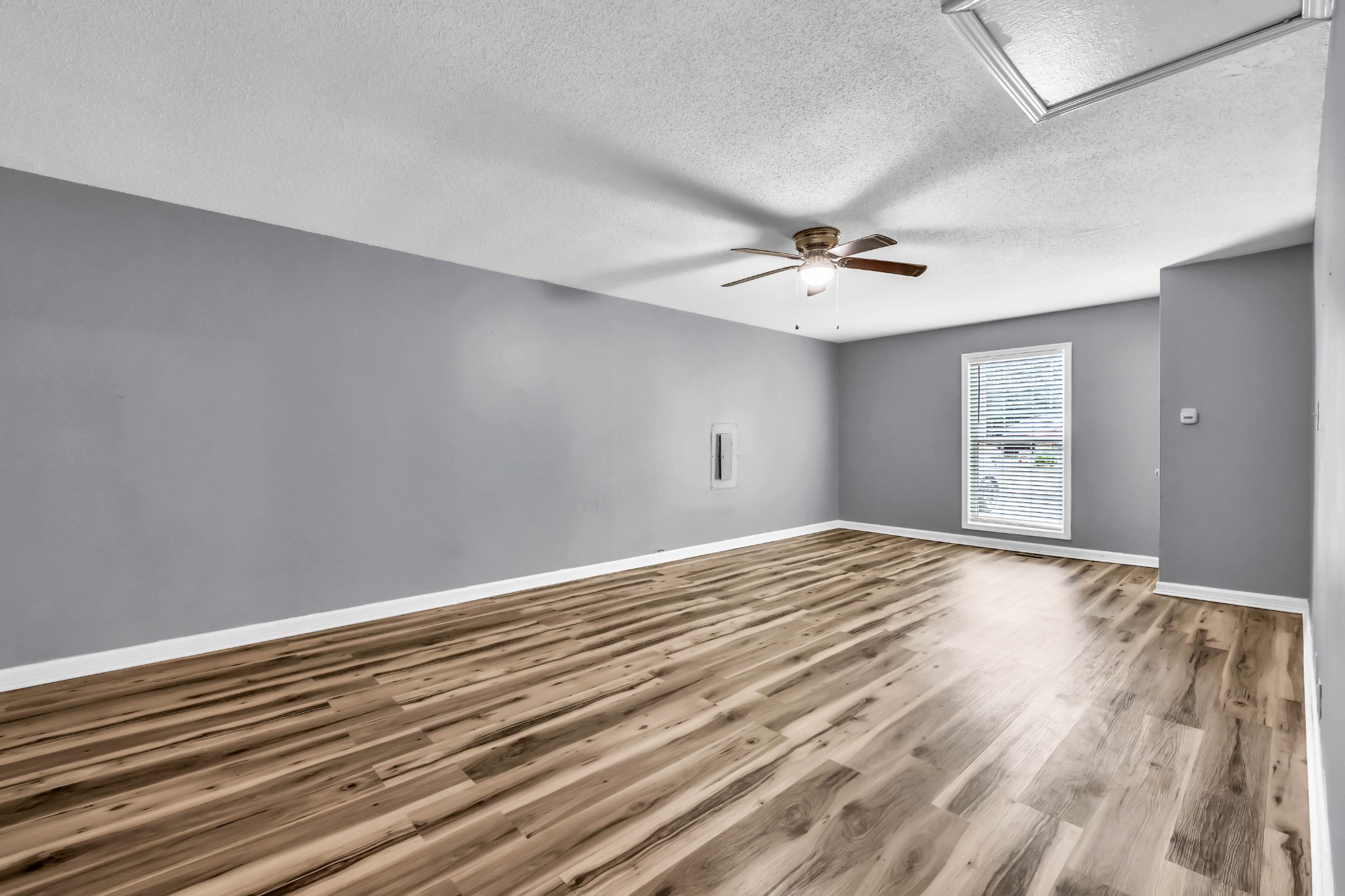 2830 Hinson Rd Property Photo 23