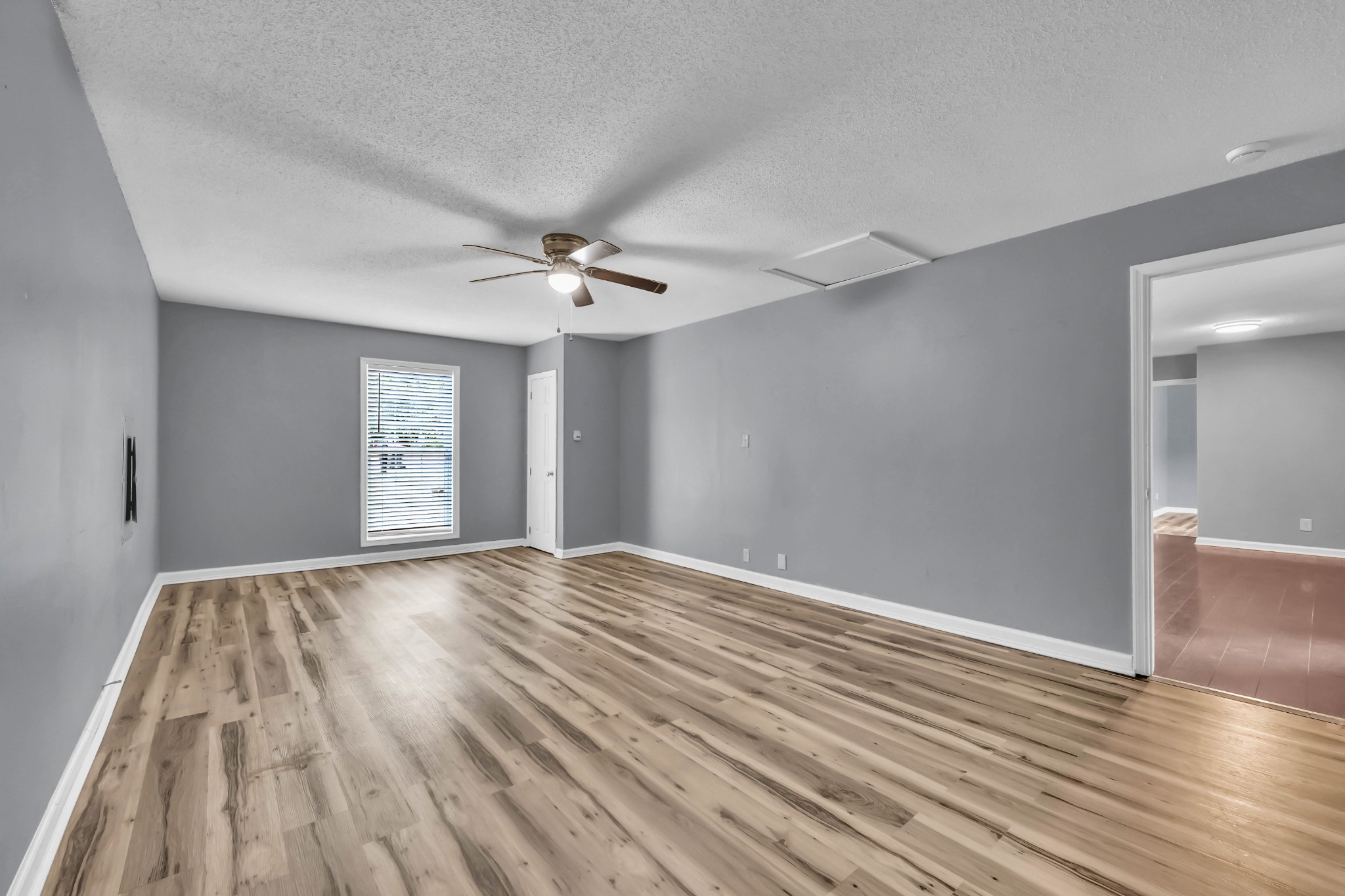 2830 Hinson Rd Property Photo 24