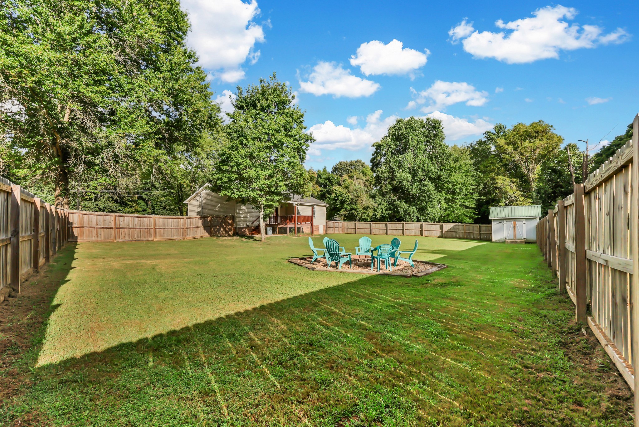 2830 Hinson Rd Property Photo 34