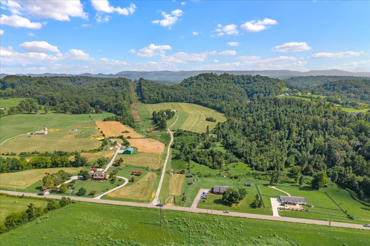 288 Highway 307, E Property Photo 3