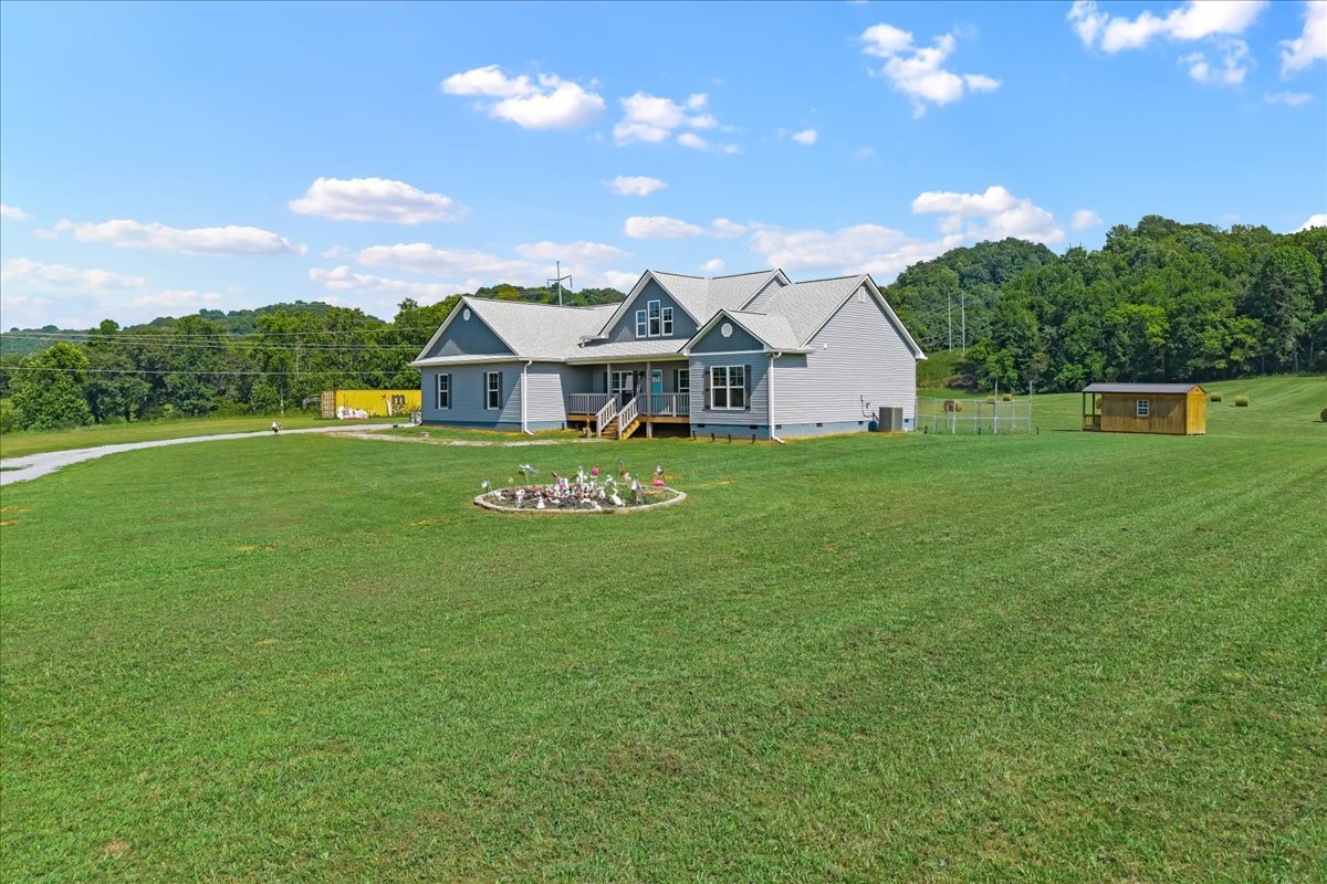 288 Highway 307, E Property Photo 6