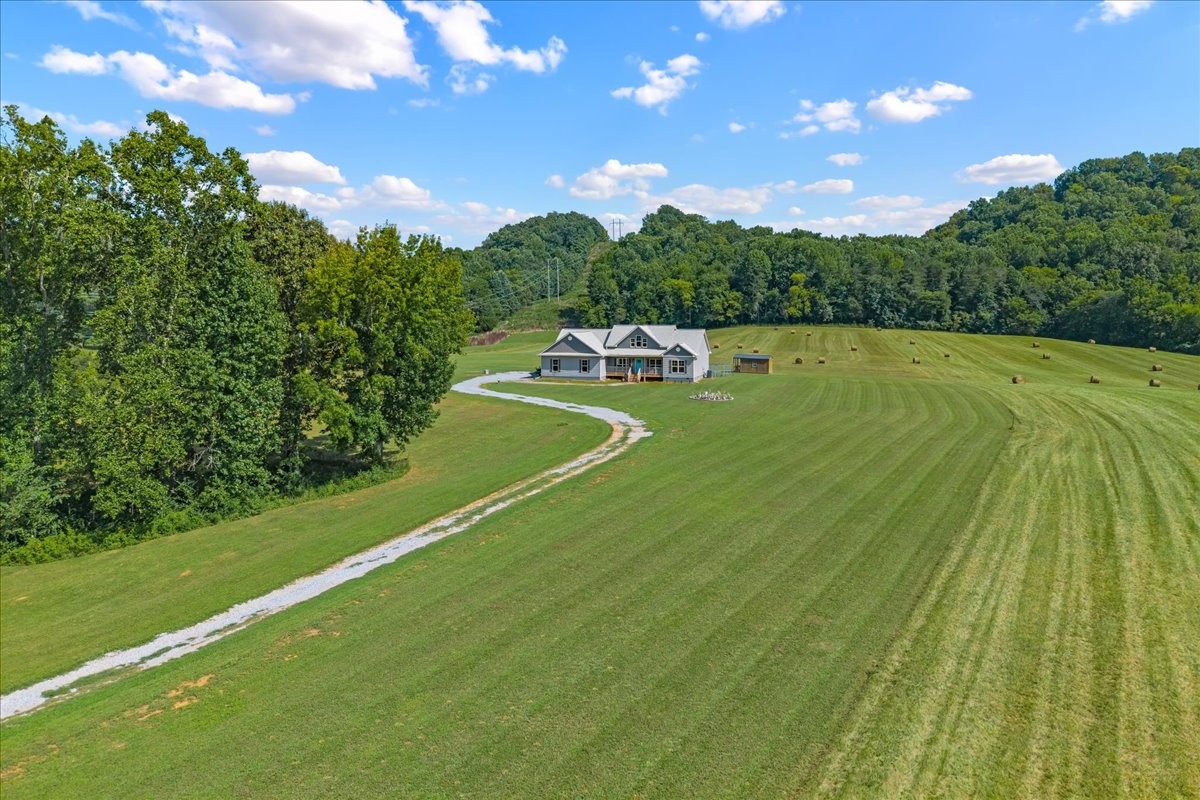 288 Highway 307, E Property Photo 13