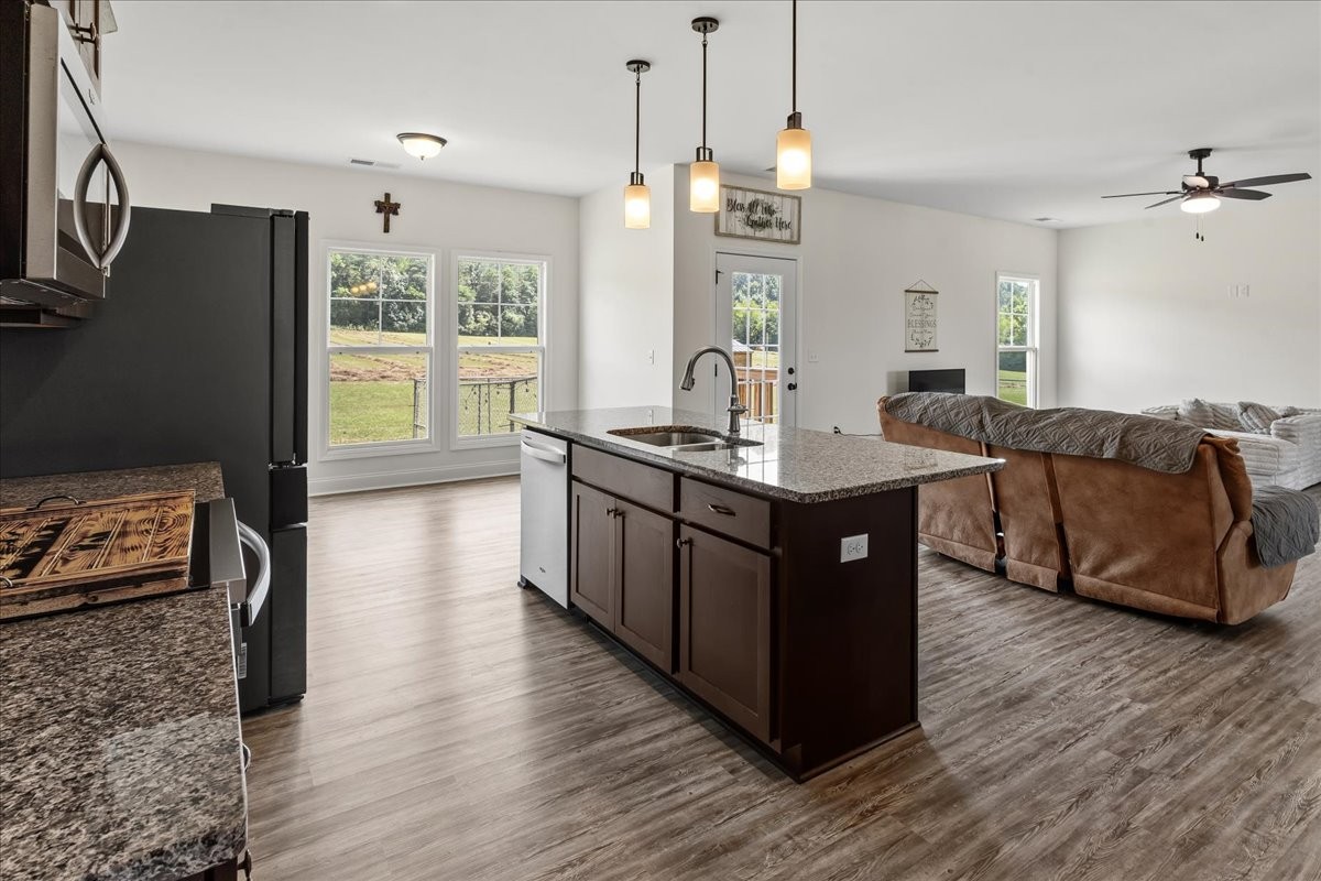 288 Highway 307, E Property Photo 18