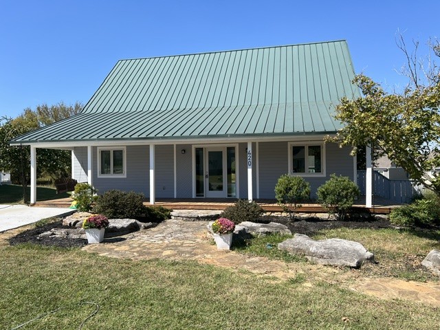 420 Multrees Pl Property Photo 1