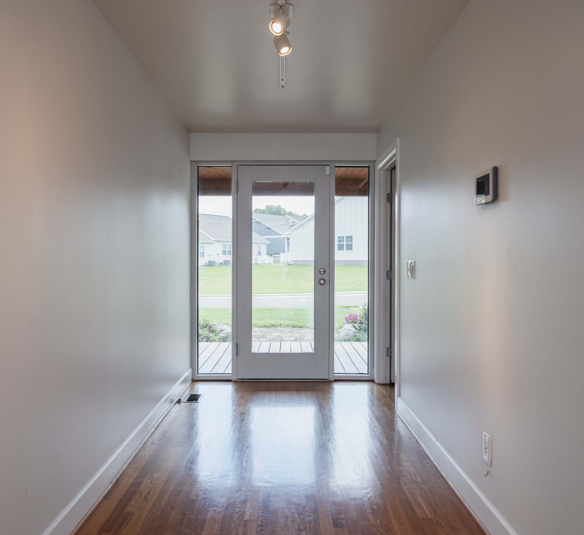 420 Multrees Pl Property Photo 9