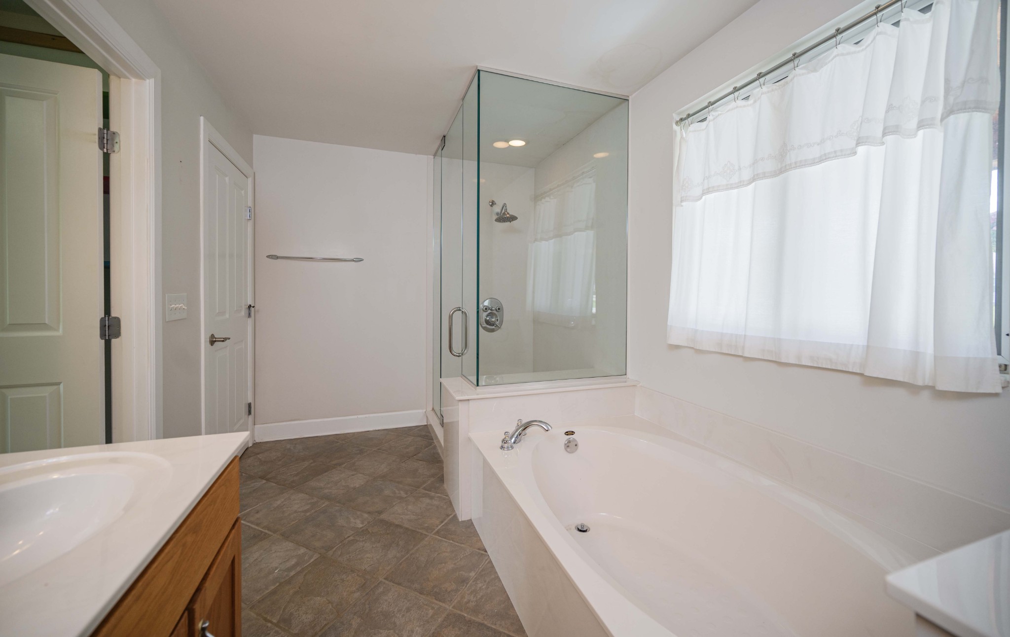 420 Multrees Pl Property Photo 23