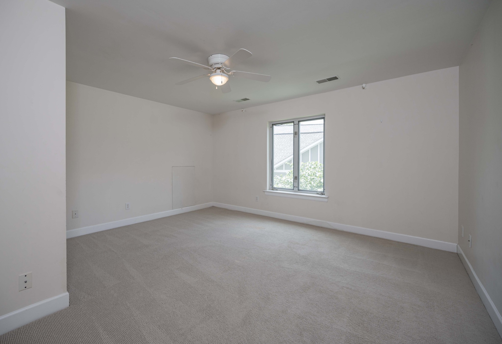 420 Multrees Pl Property Photo 27