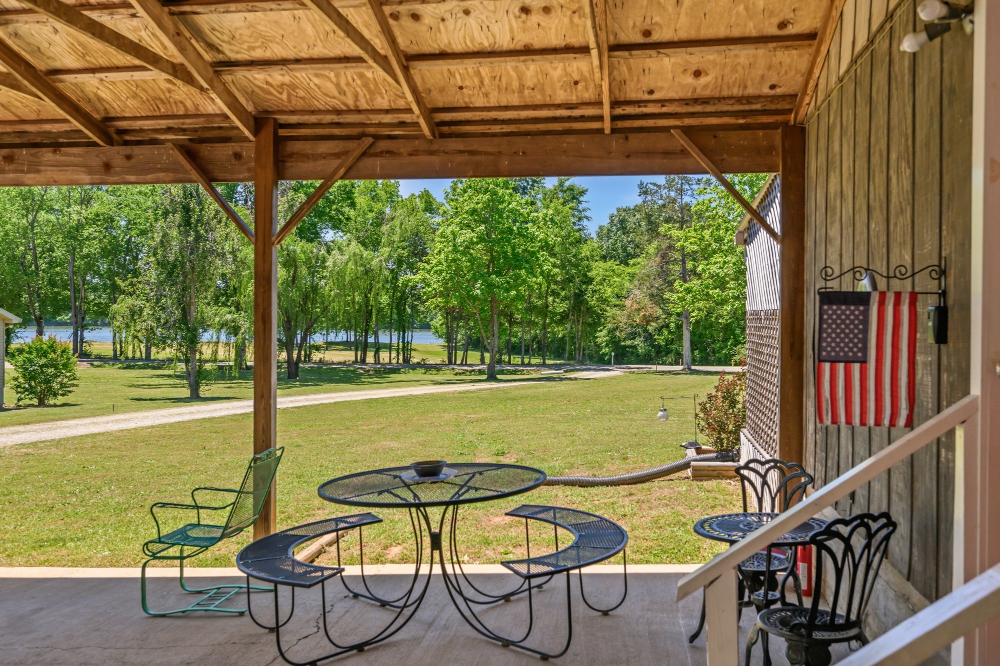 1846 Cypress Creek Rd Property Photo 19