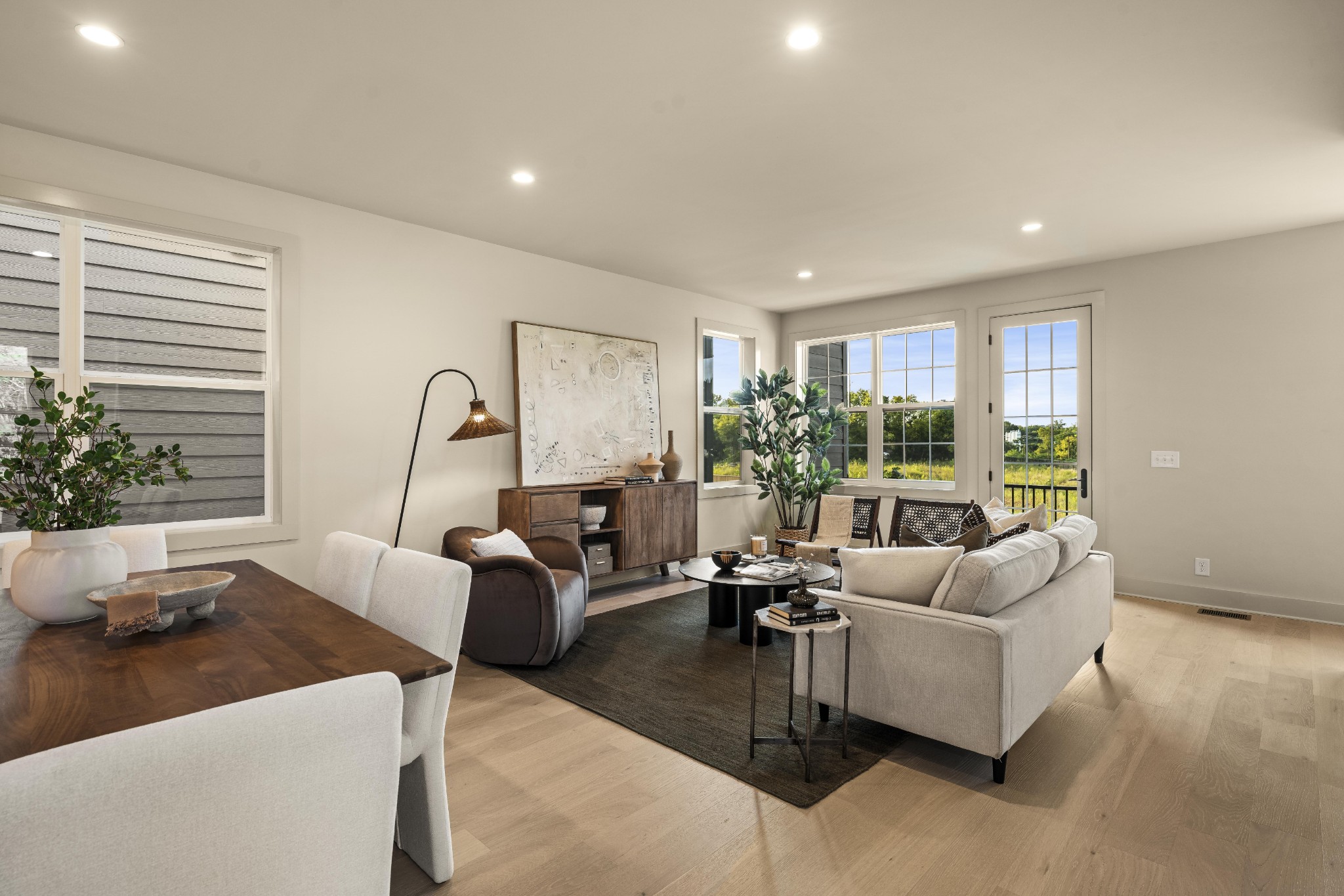 400 Hudson Way Property Photo 6