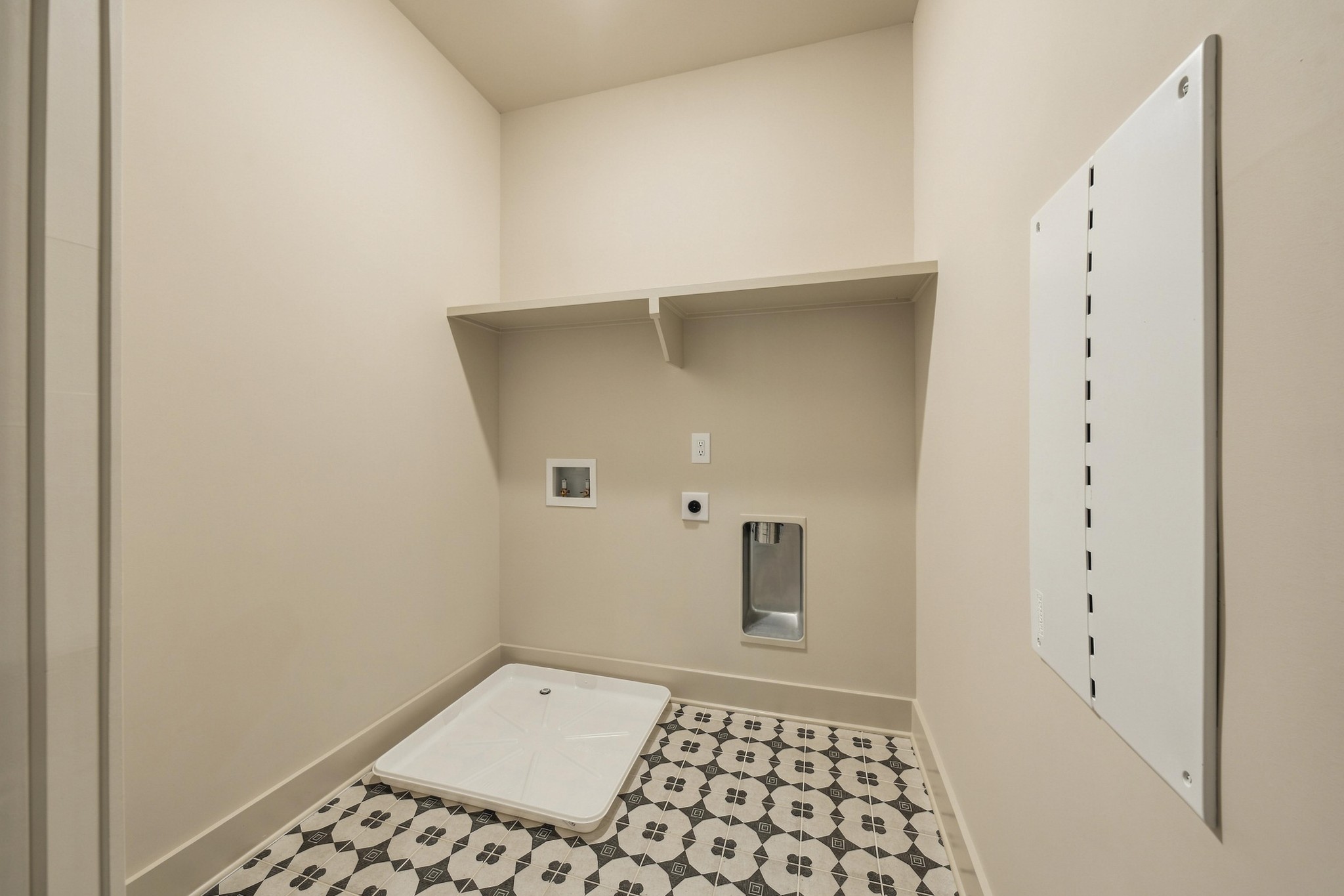 400 Hudson Way Property Photo 17