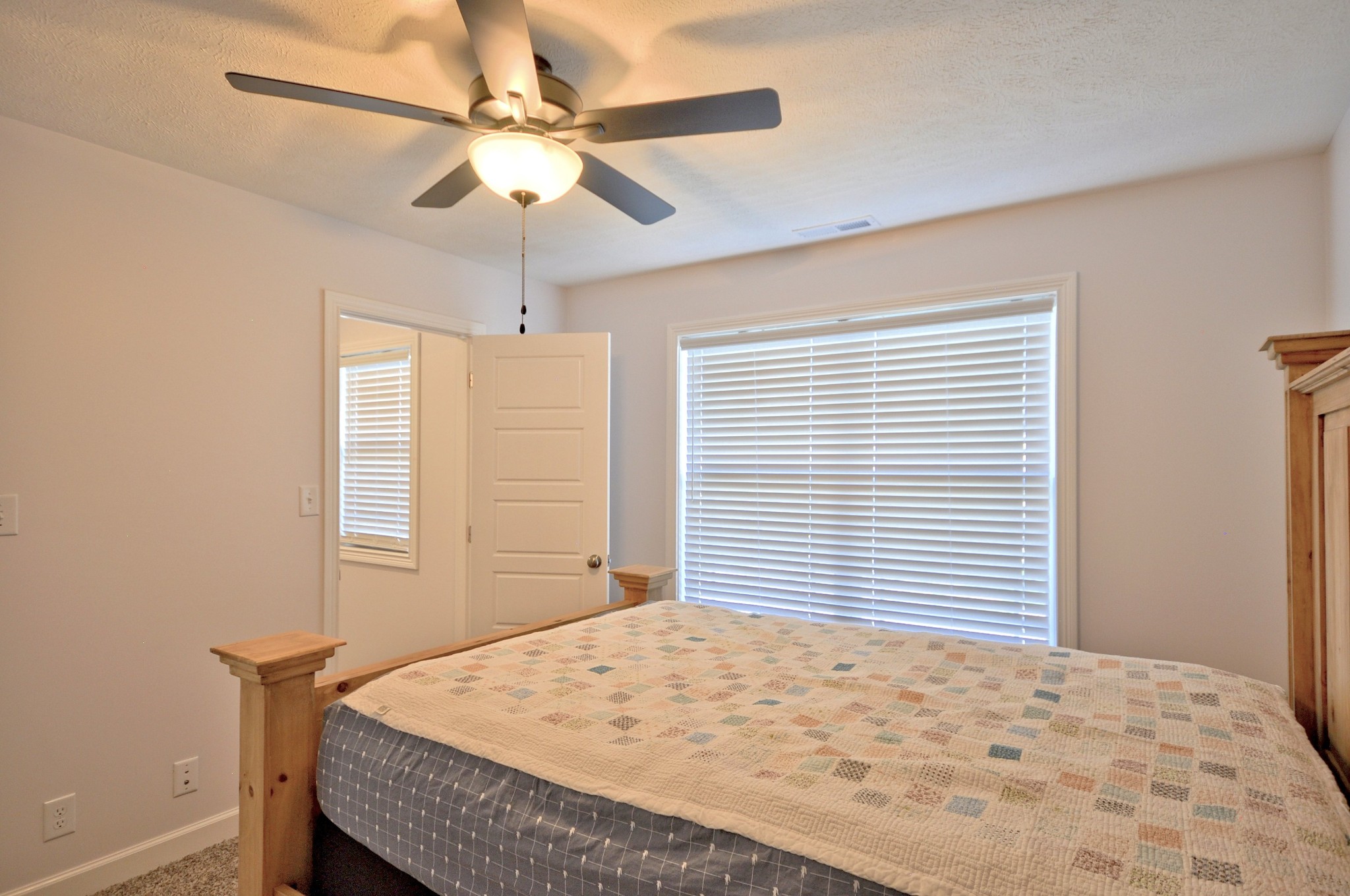 279 Bluebriar Trce Property Photo 44