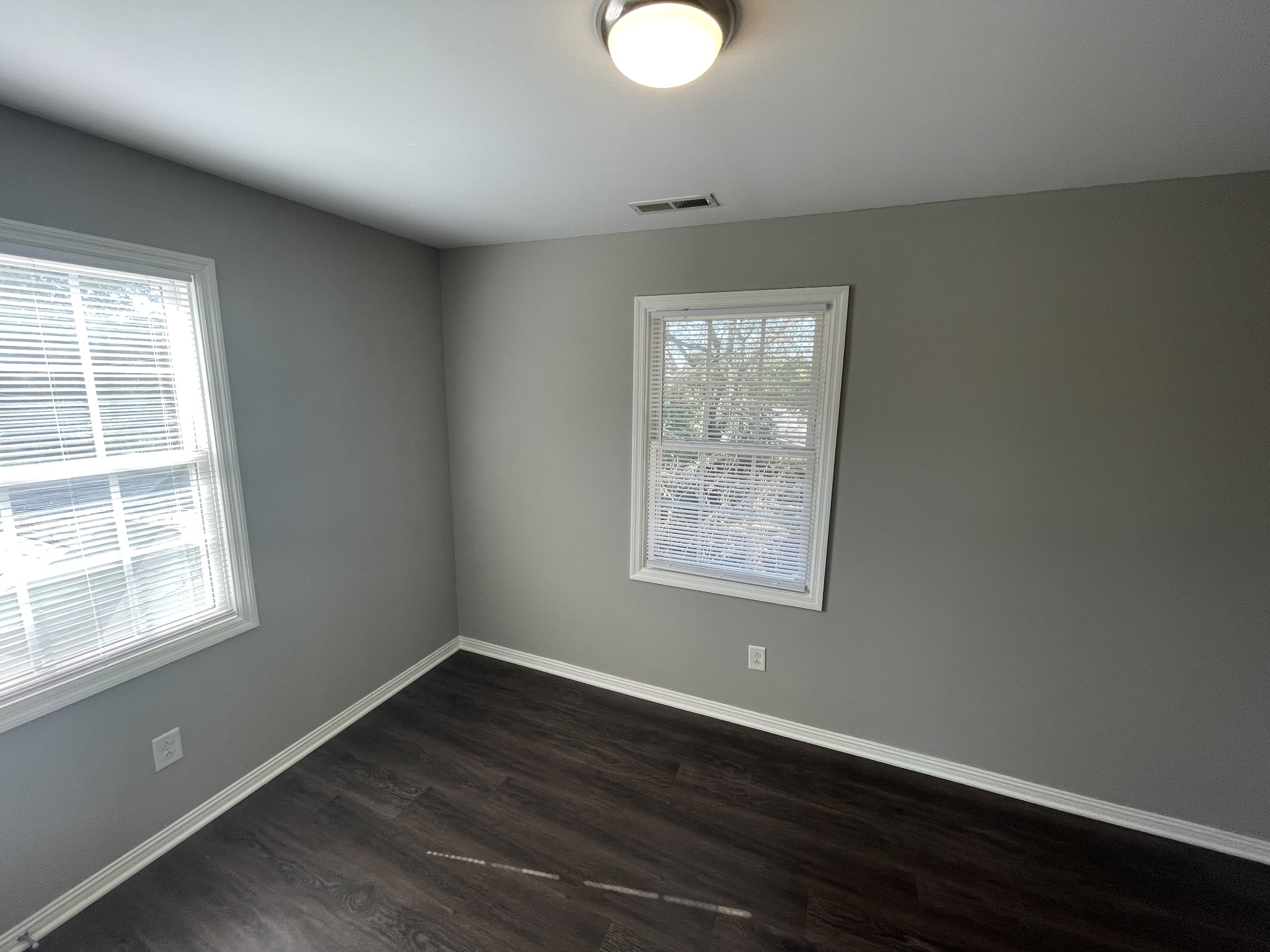912 Bryan St Property Photo 11