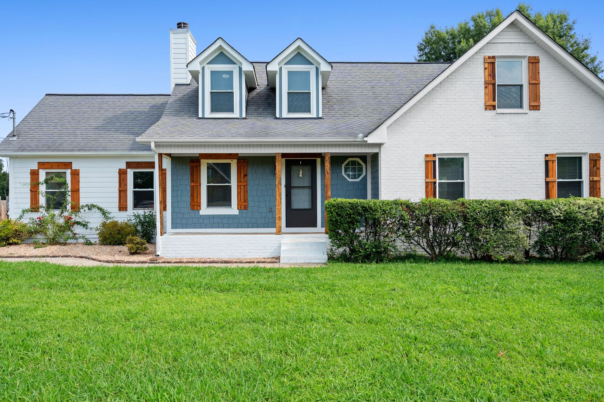 126 Fall Creek Dr