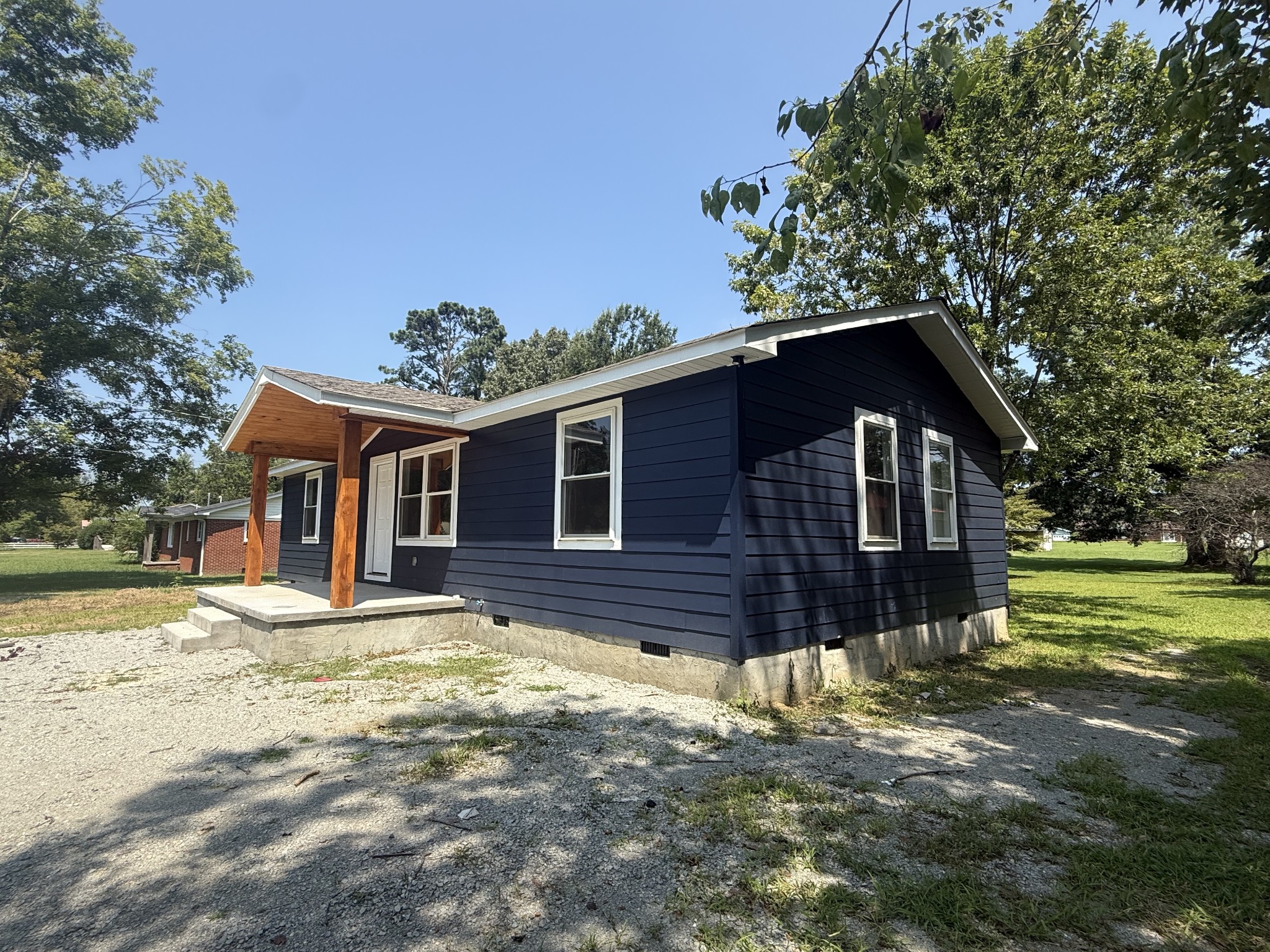 501 Smith Ave Property Photo 1