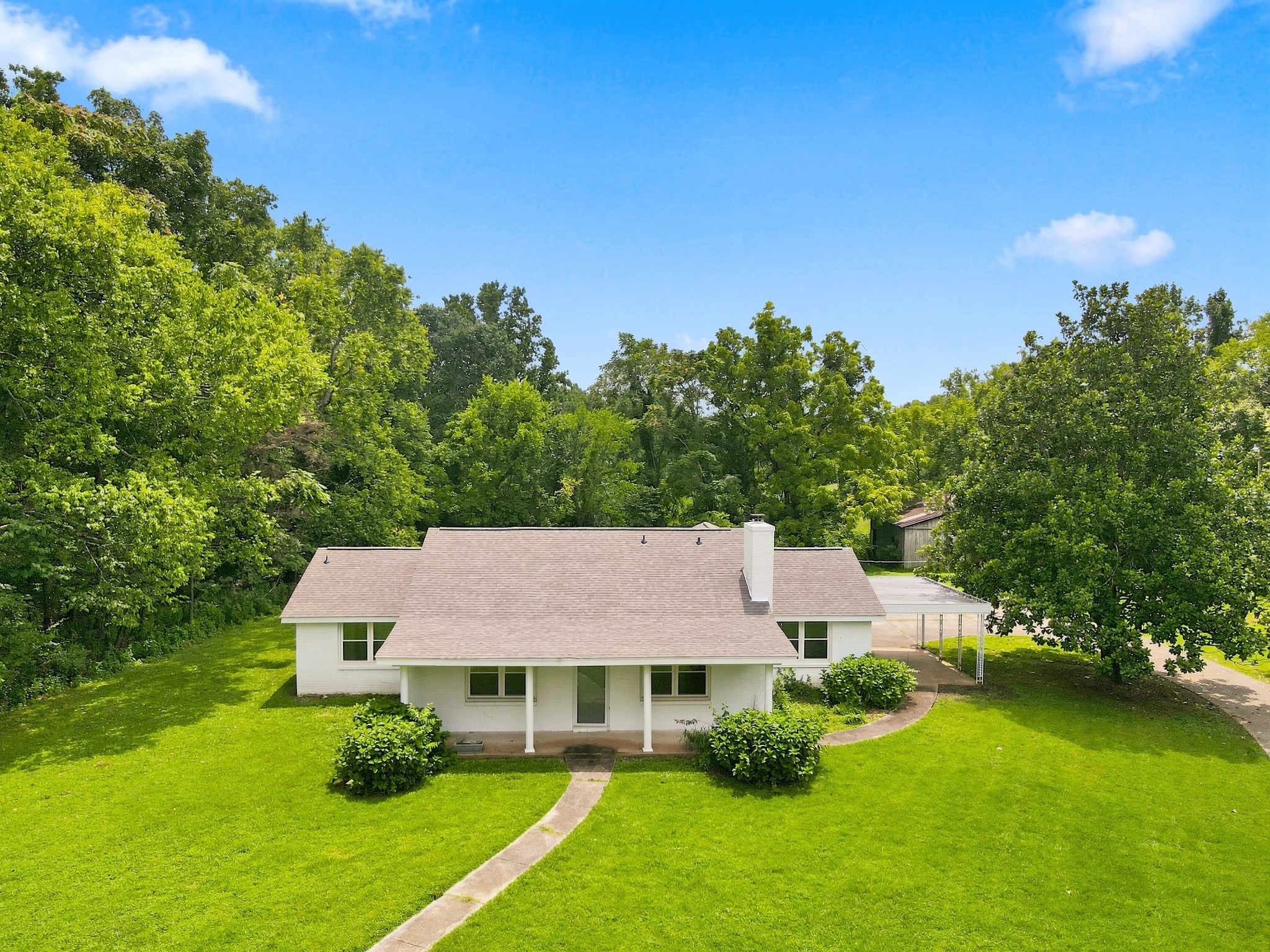 1448 Williams Hollow Rd Property Photo 1