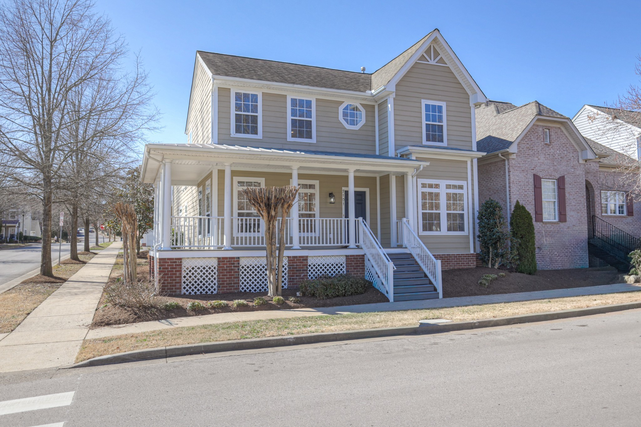 7101 Sunnywood Dr Property Photo 1