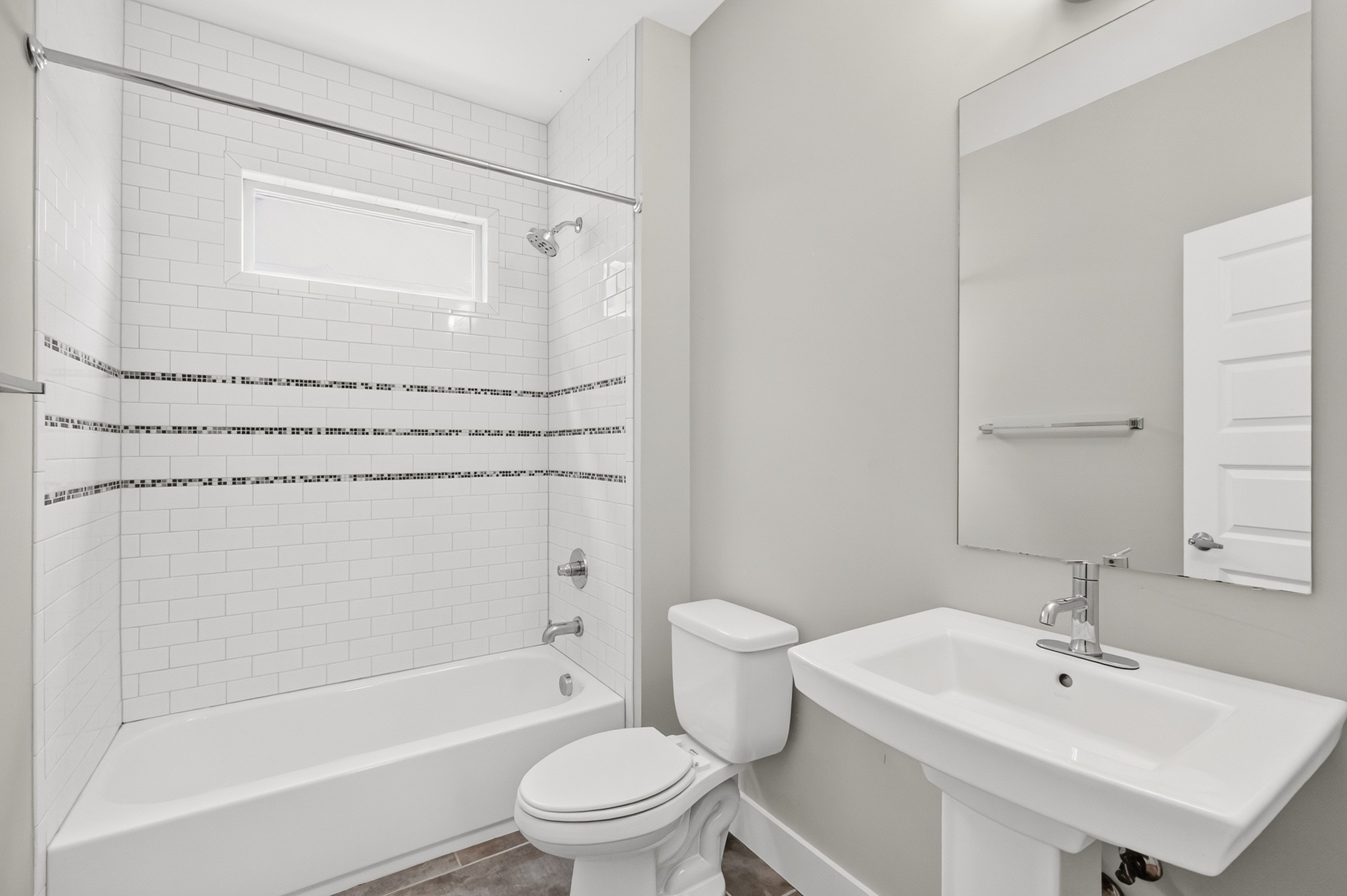 2409b Chapman Dr Property Photo 11