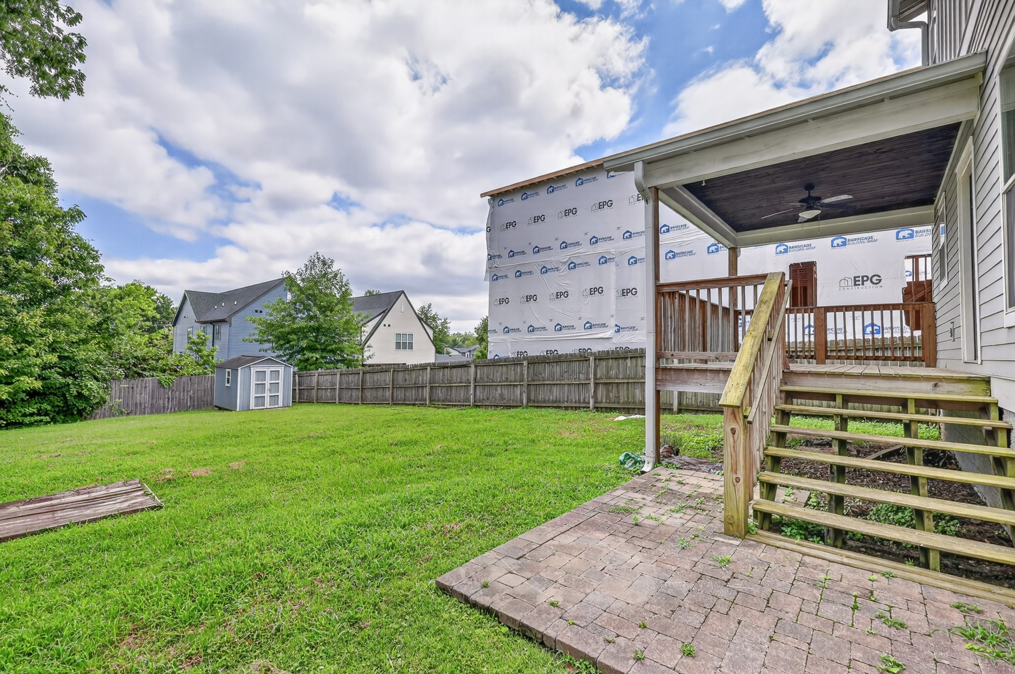2409b Chapman Dr Property Photo 25