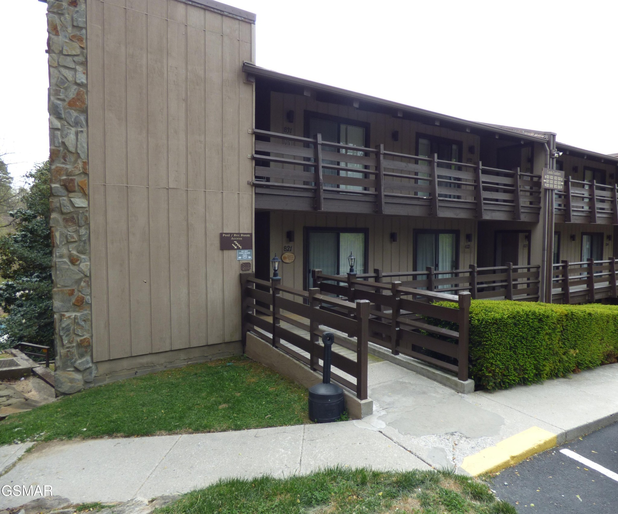 1081 Cove Road Property Photo 1