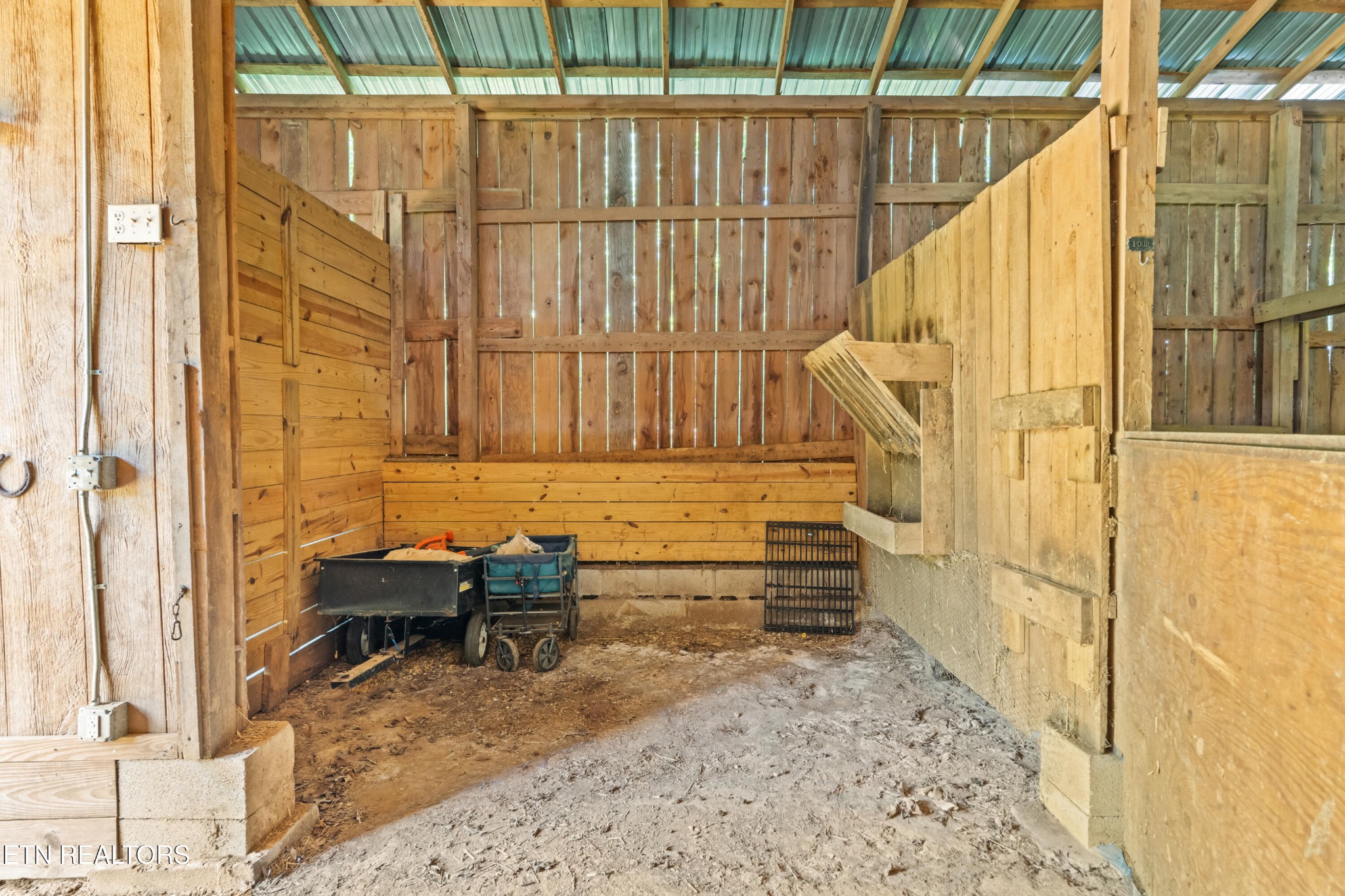 7637 Mcmillan Rd Property Photo 57