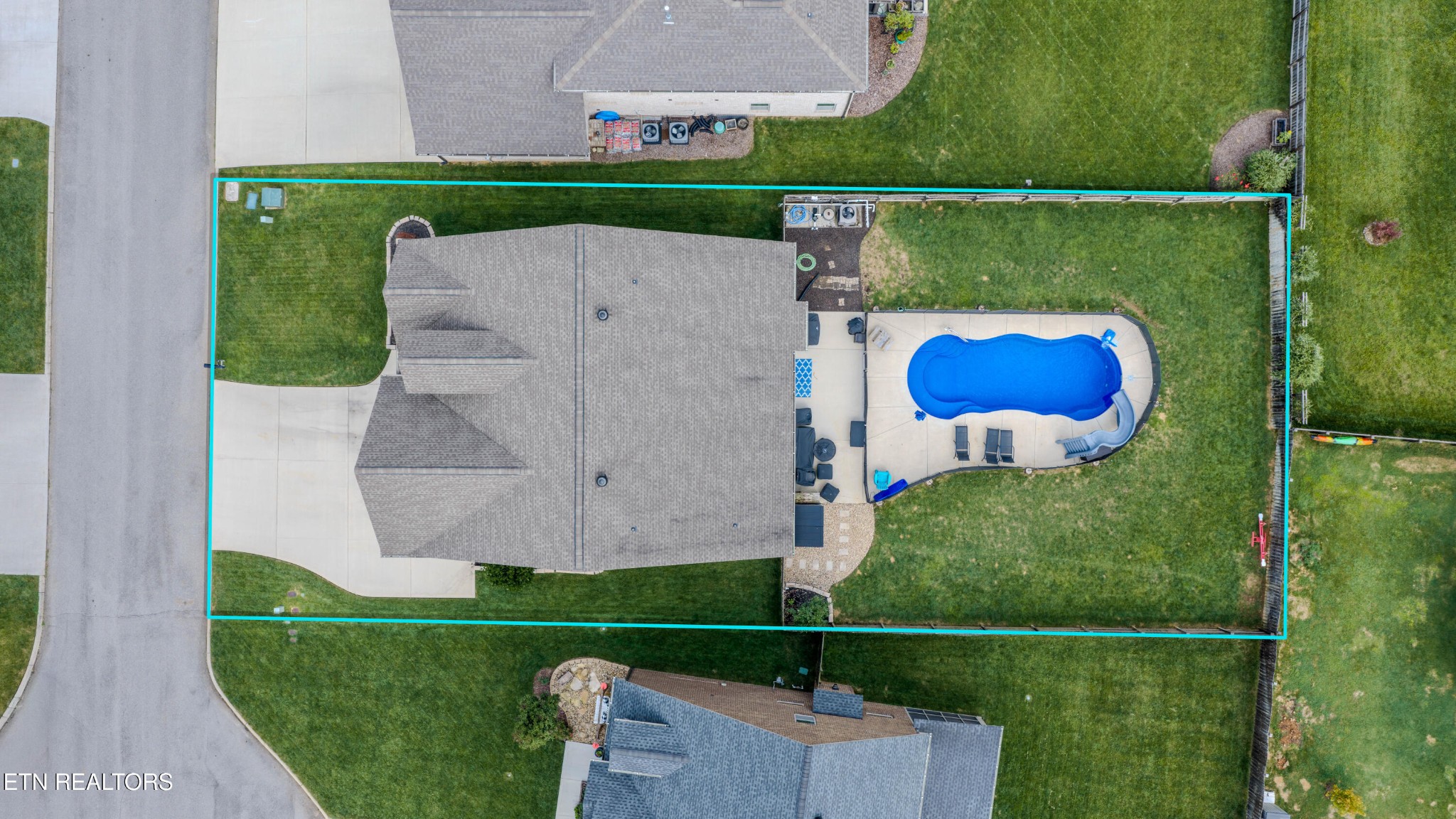 12512 Tangle Crest Lane Property Photo 3