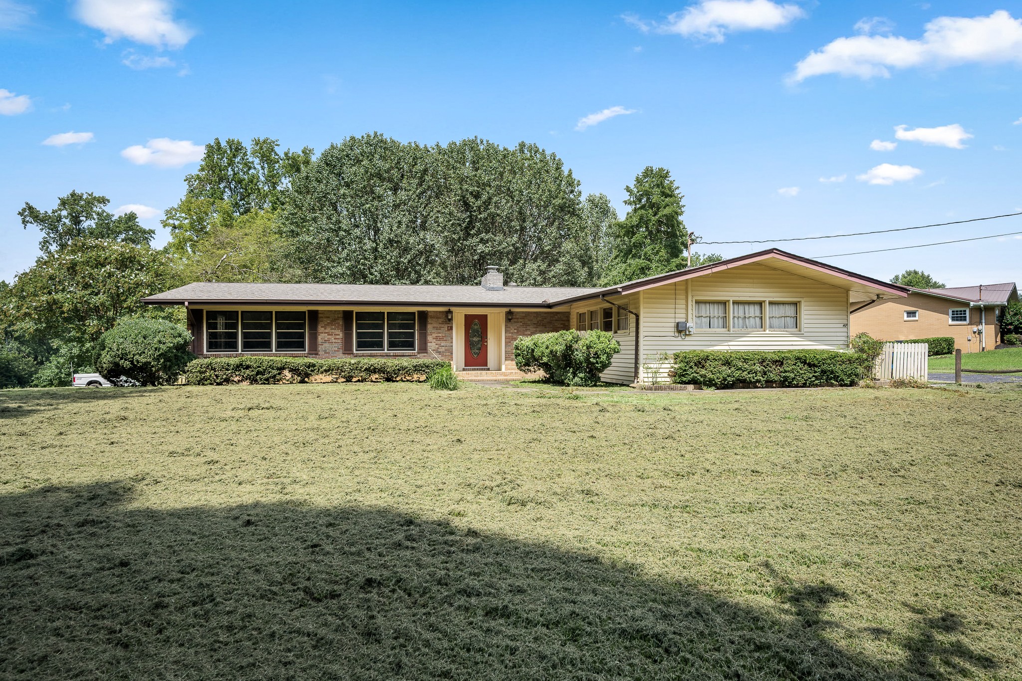 42 Hillwood Cir Property Photo 1