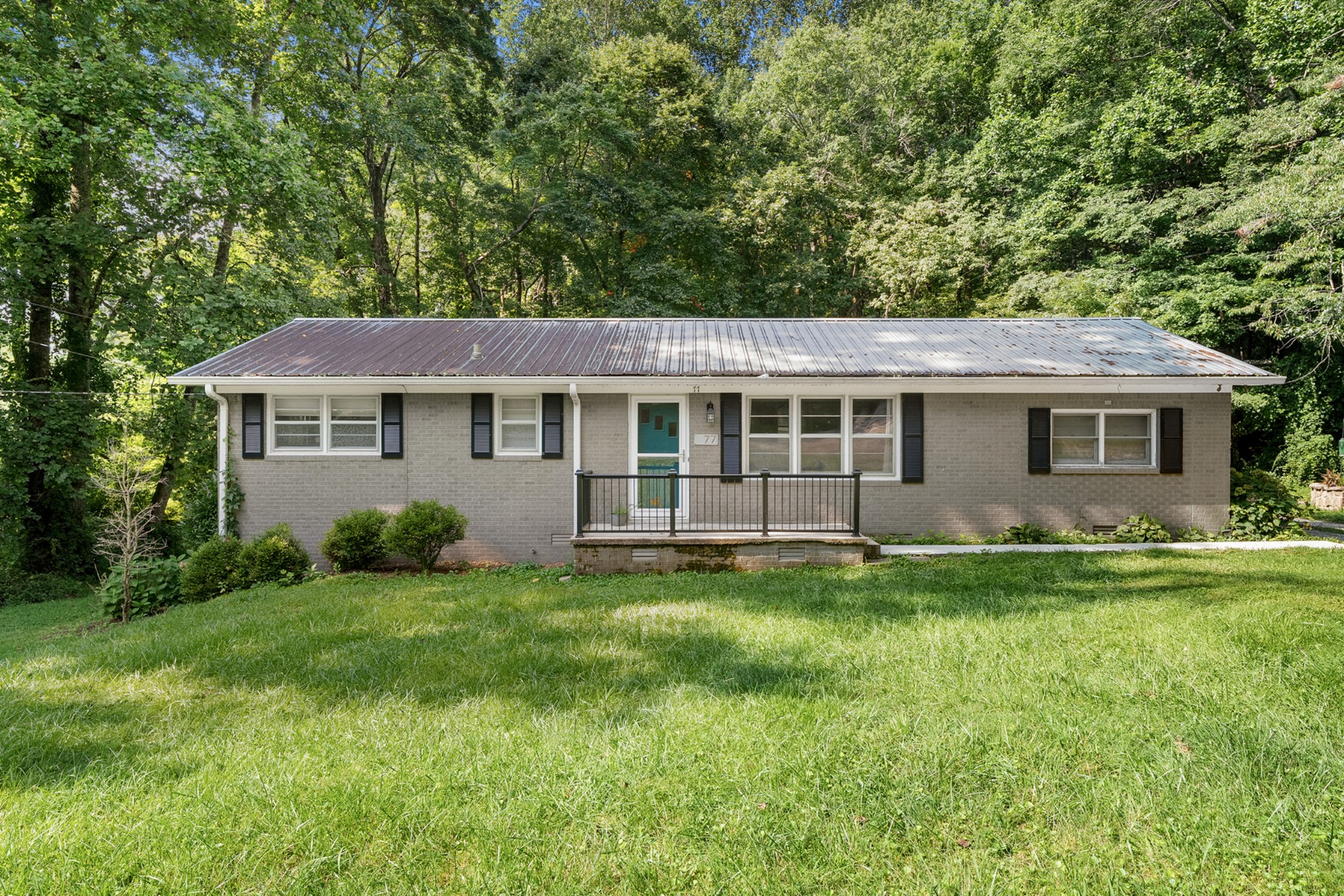 77 Kentucky Ave Property Photo 1