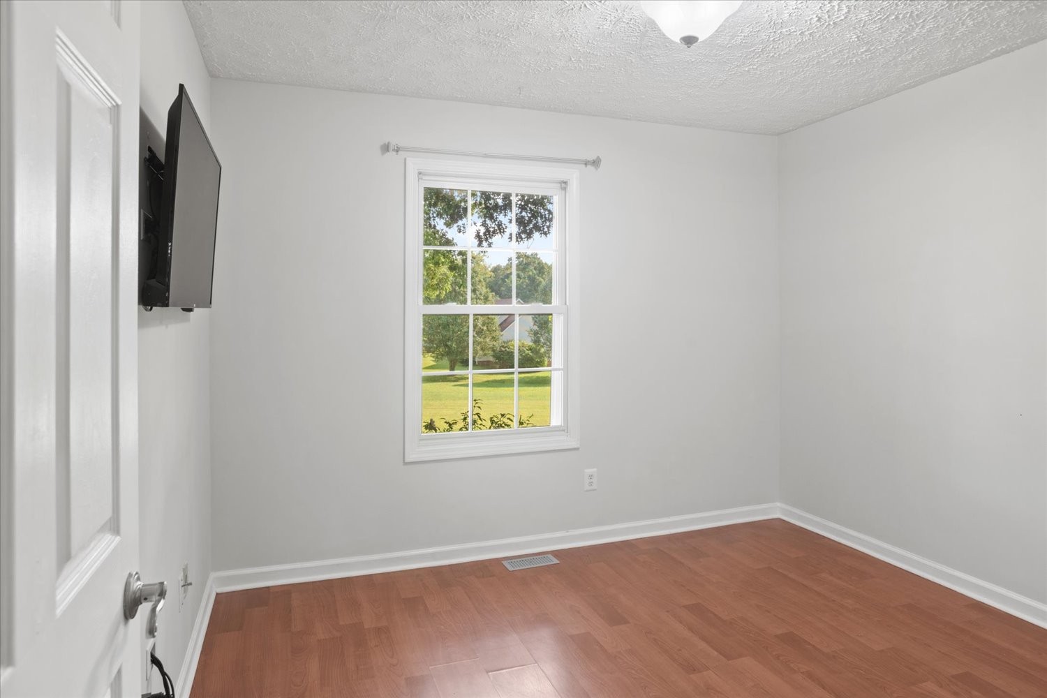 106 Tara Dr Property Photo 17