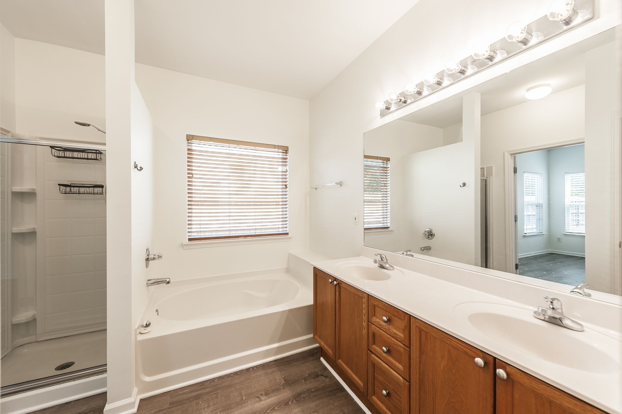 77 Villa Way Property Photo 36